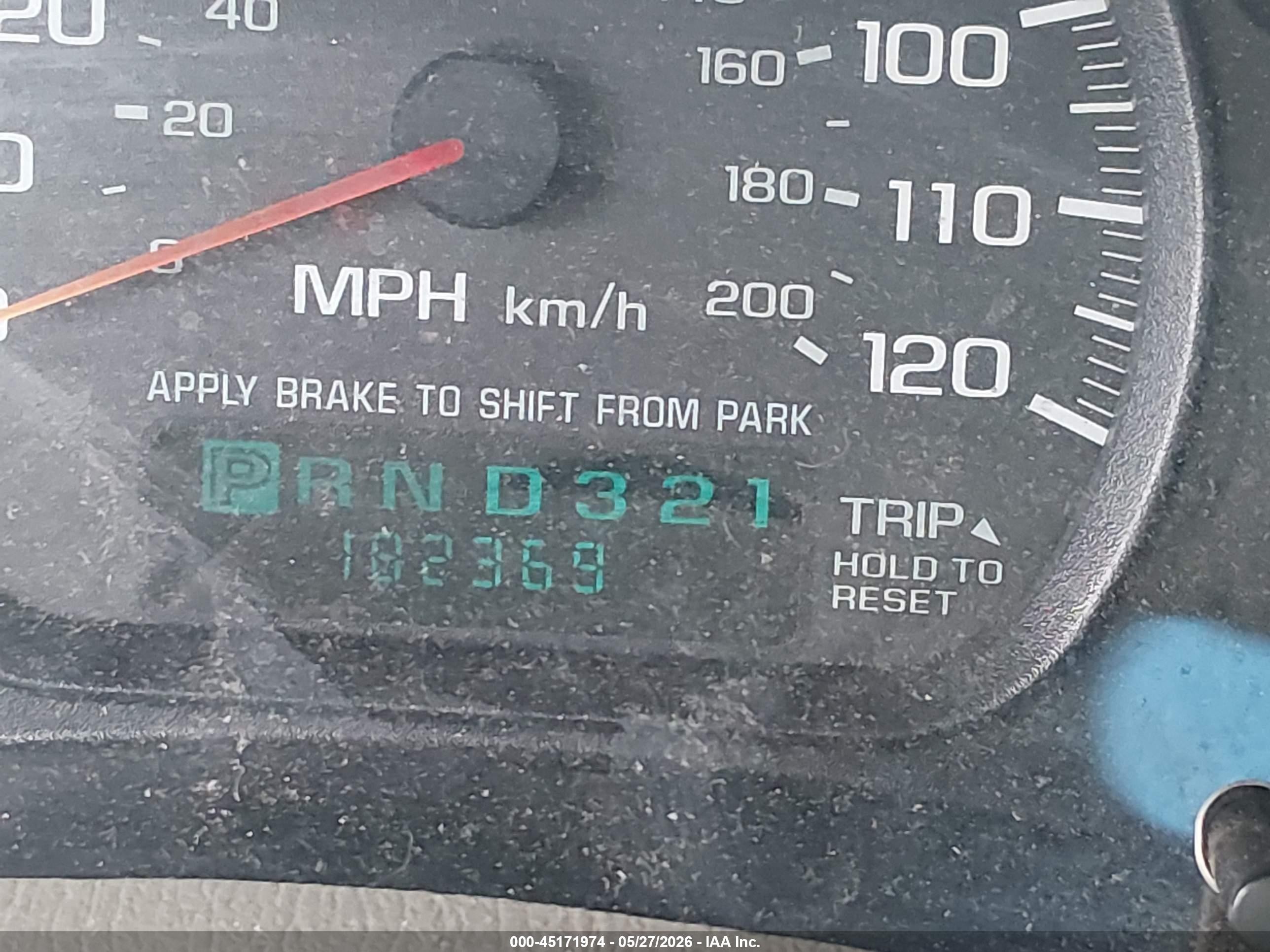 2000 Chevrolet Impala   Зеленый vin: 2G1WF52E3Y9149401