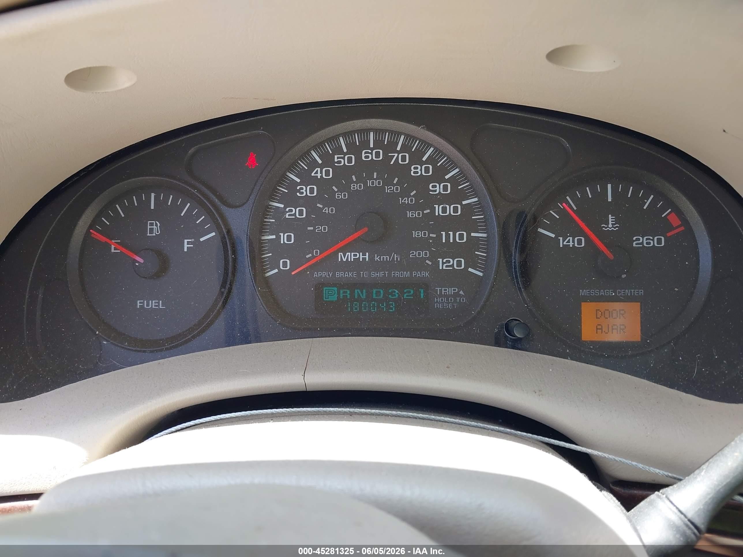 2005 Chevrolet Impala   White vin: 2G1WF52E459130321