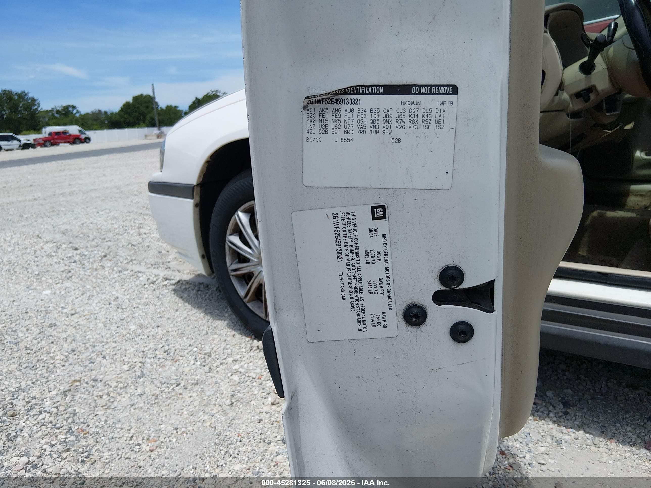 2005 Chevrolet Impala   White vin: 2G1WF52E459130321