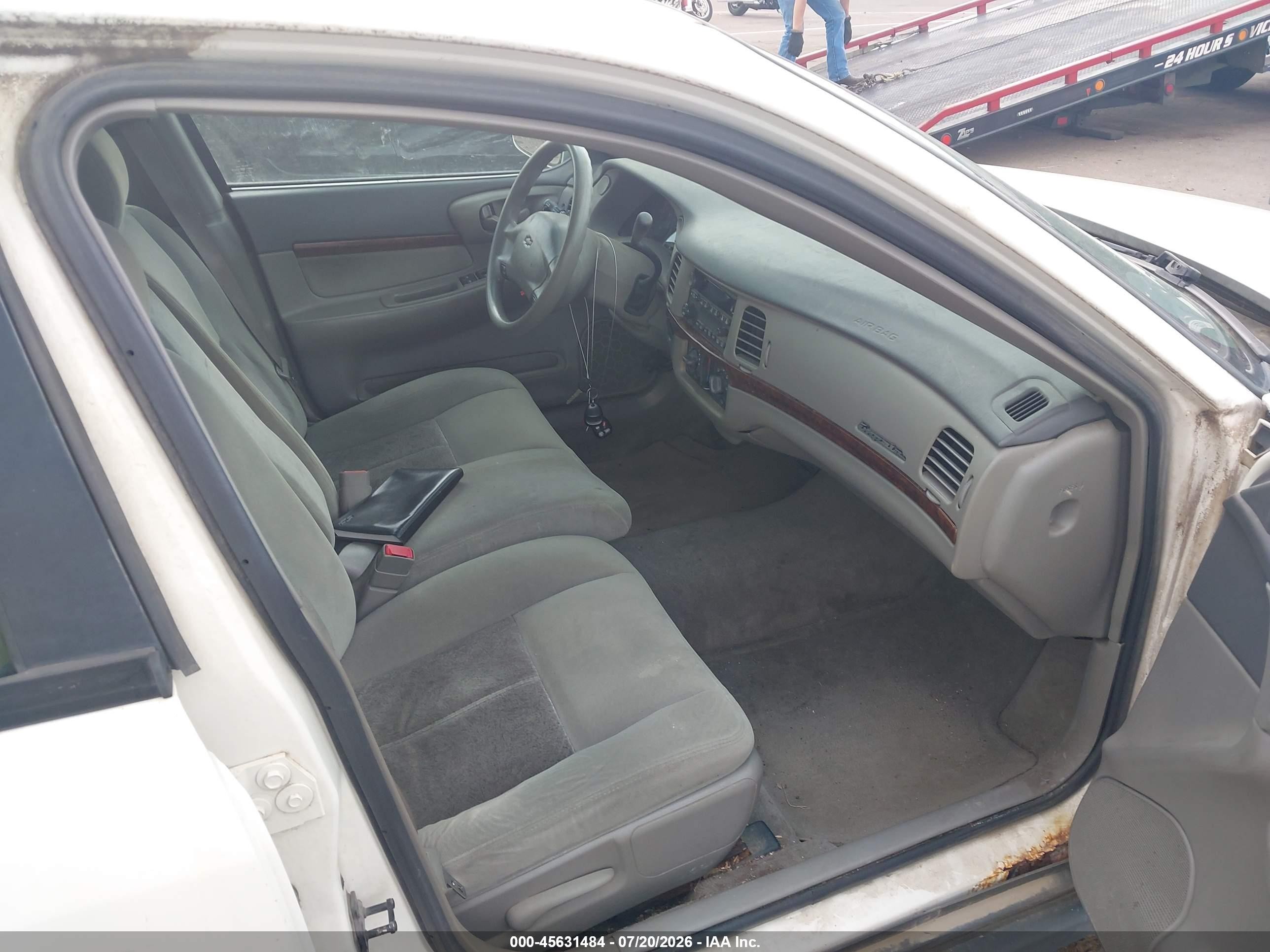 2004 Chevrolet Impala   White vin: 2G1WF52E749101619