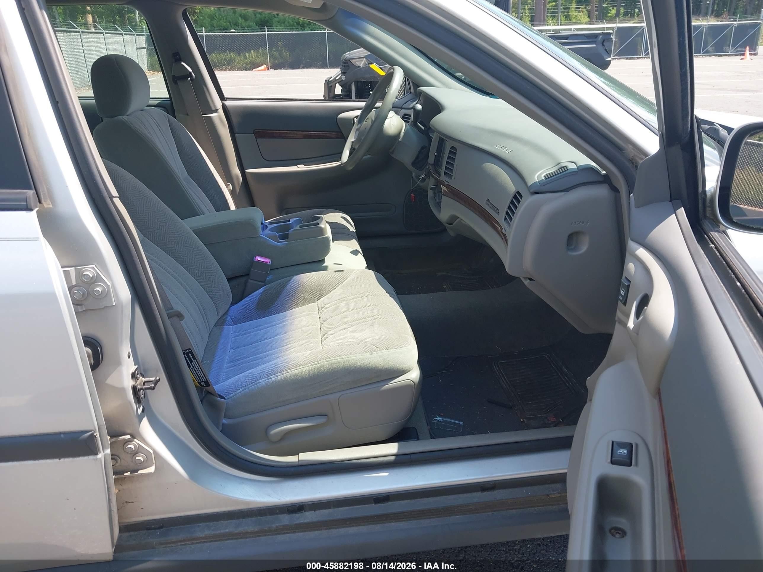2002 Chevrolet Impala   Silver vin: 2G1WF52E829217666