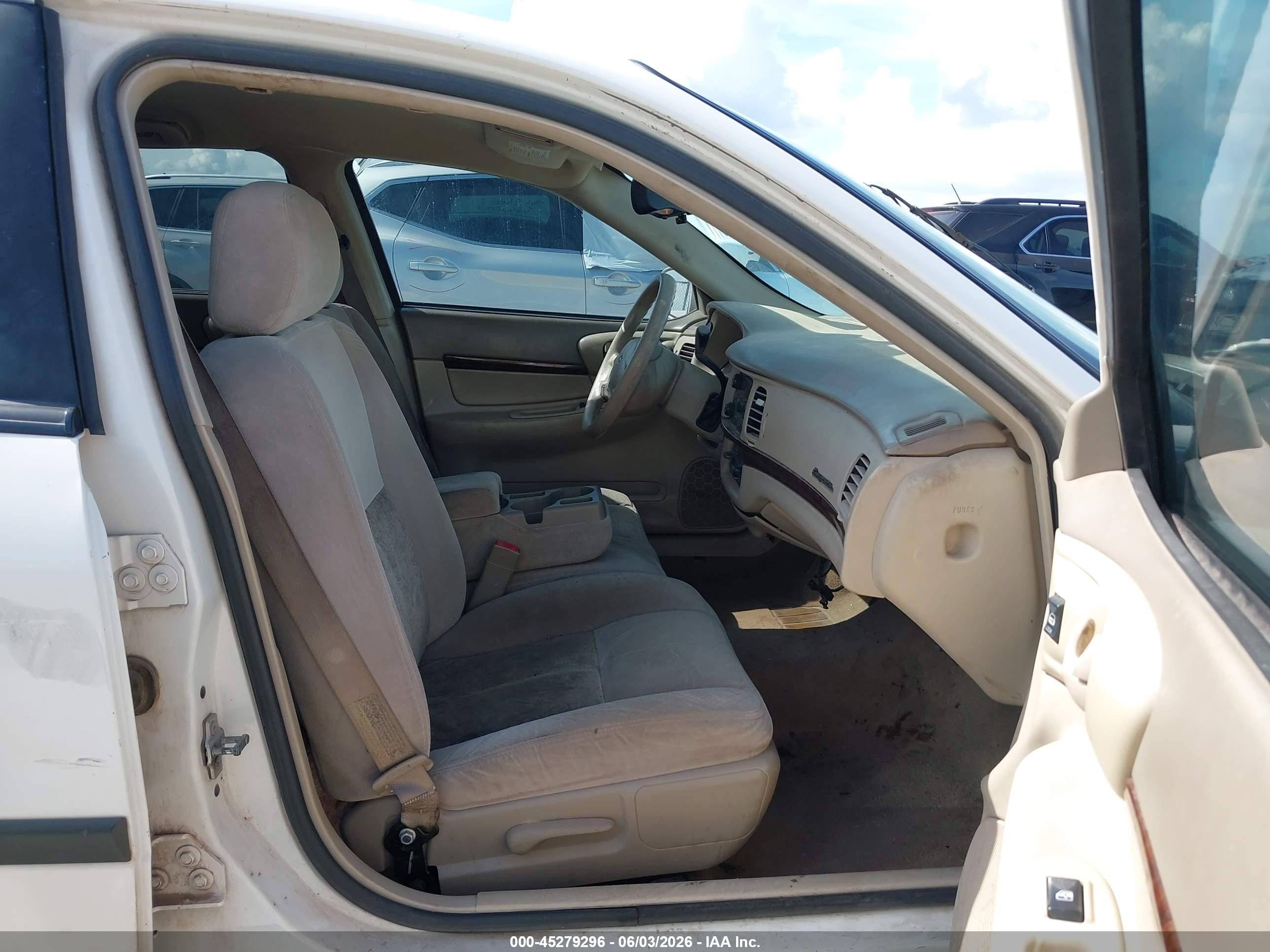 2005 Chevrolet Impala   White vin: 2G1WF52E859270677