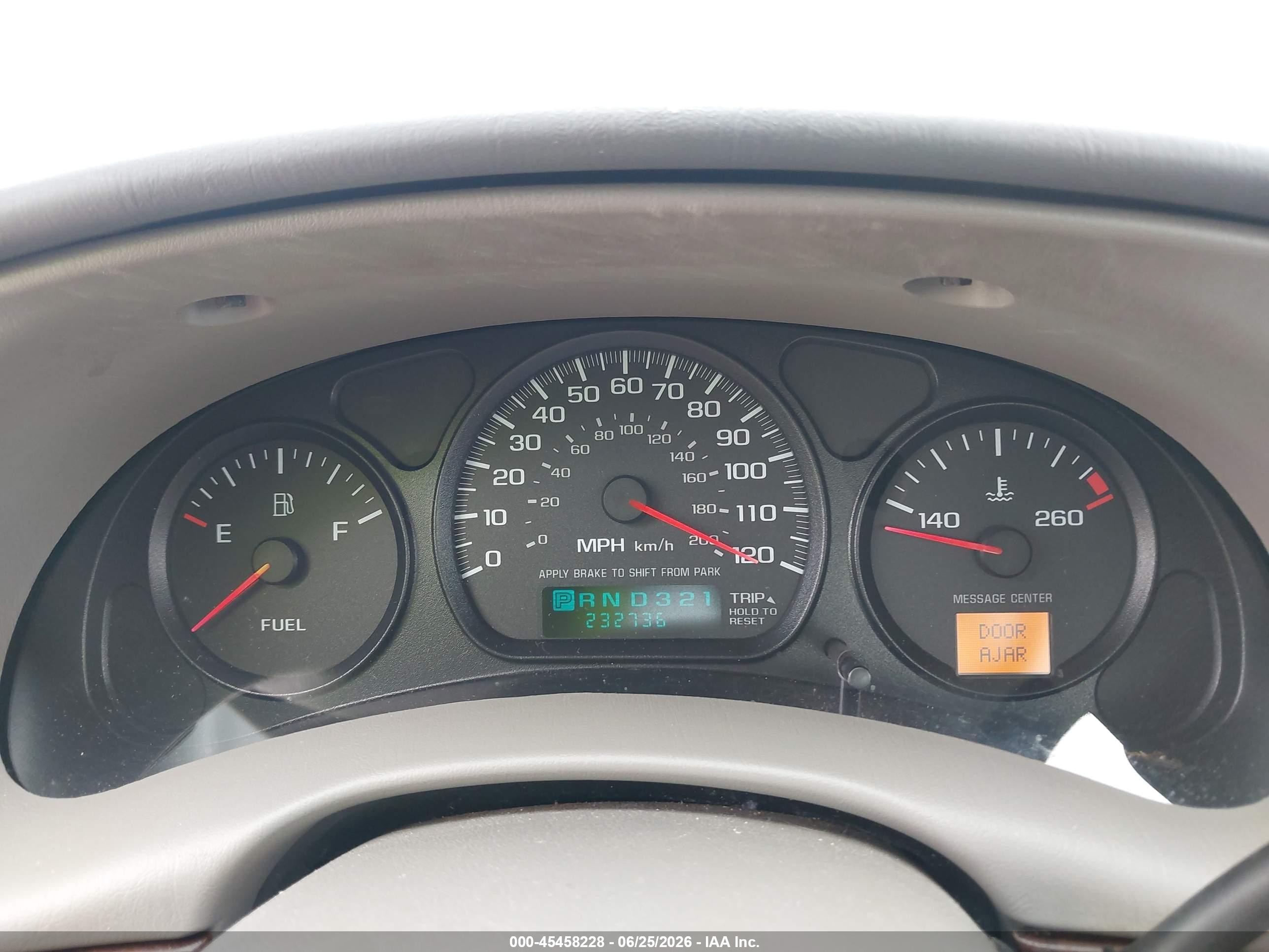 2005 Chevrolet Impala   Silver vin: 2G1WF52E959268520