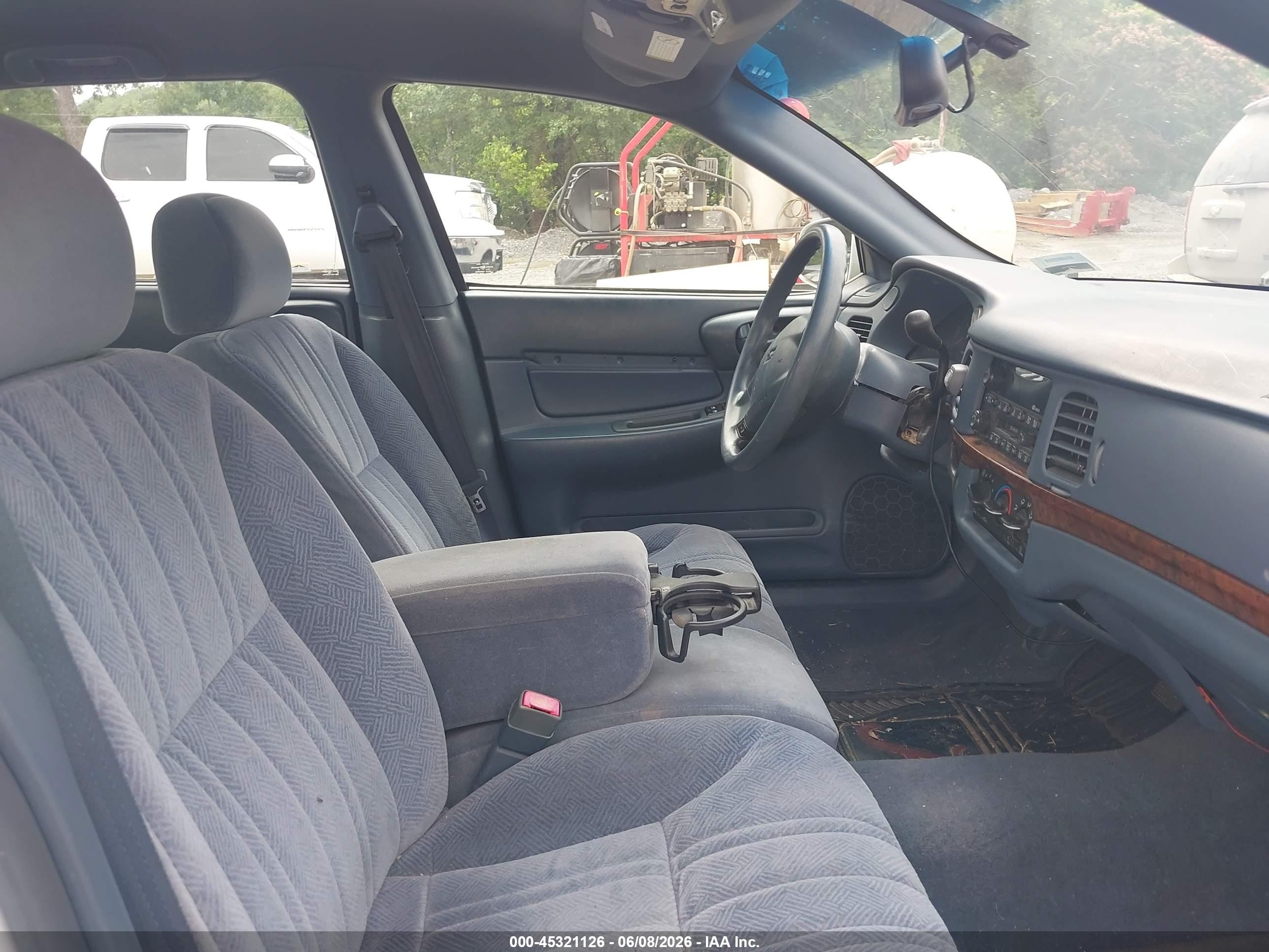 2000 Chevrolet Impala   White vin: 2G1WF52EXY9182928