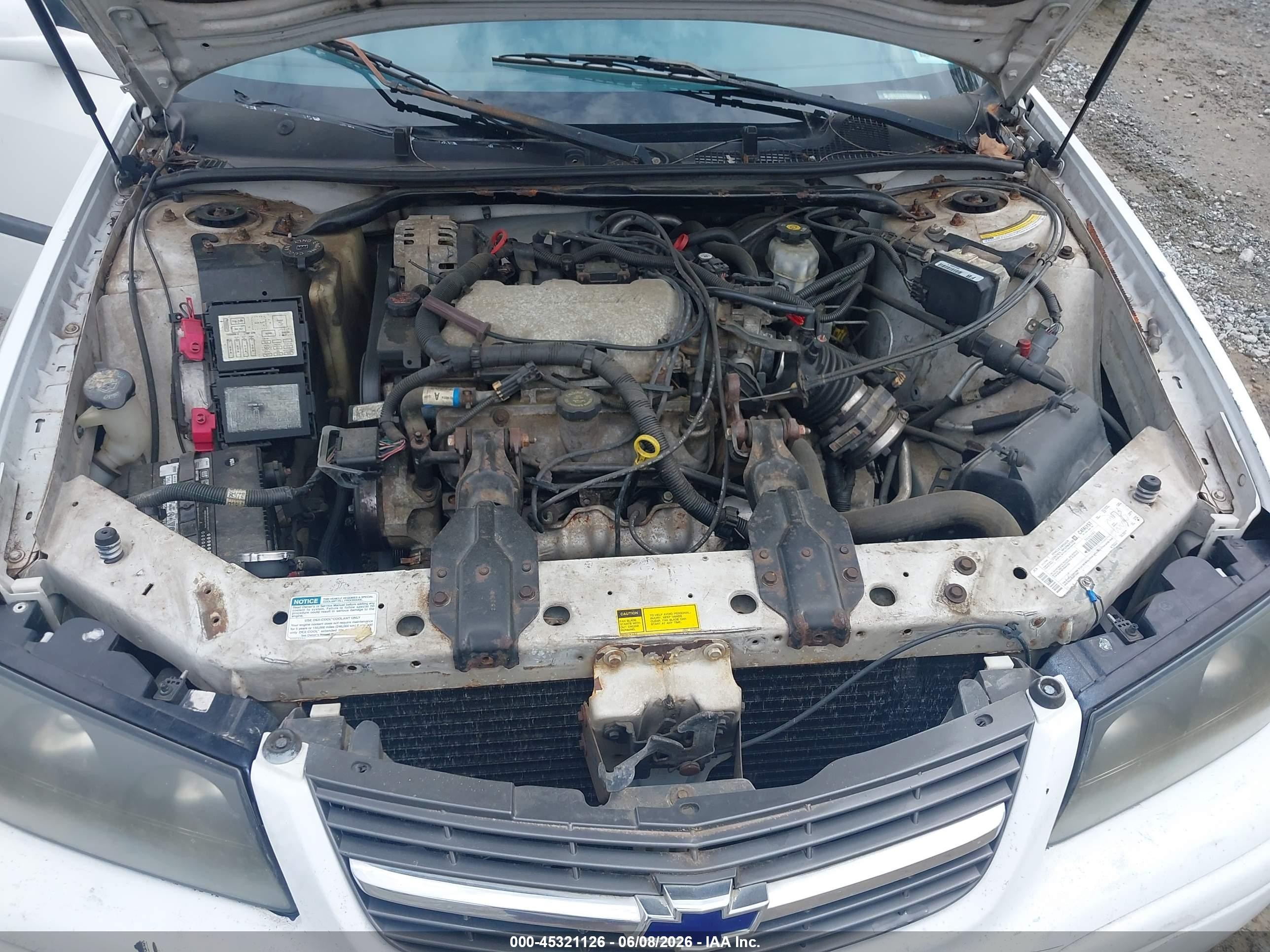 2000 Chevrolet Impala   White vin: 2G1WF52EXY9182928
