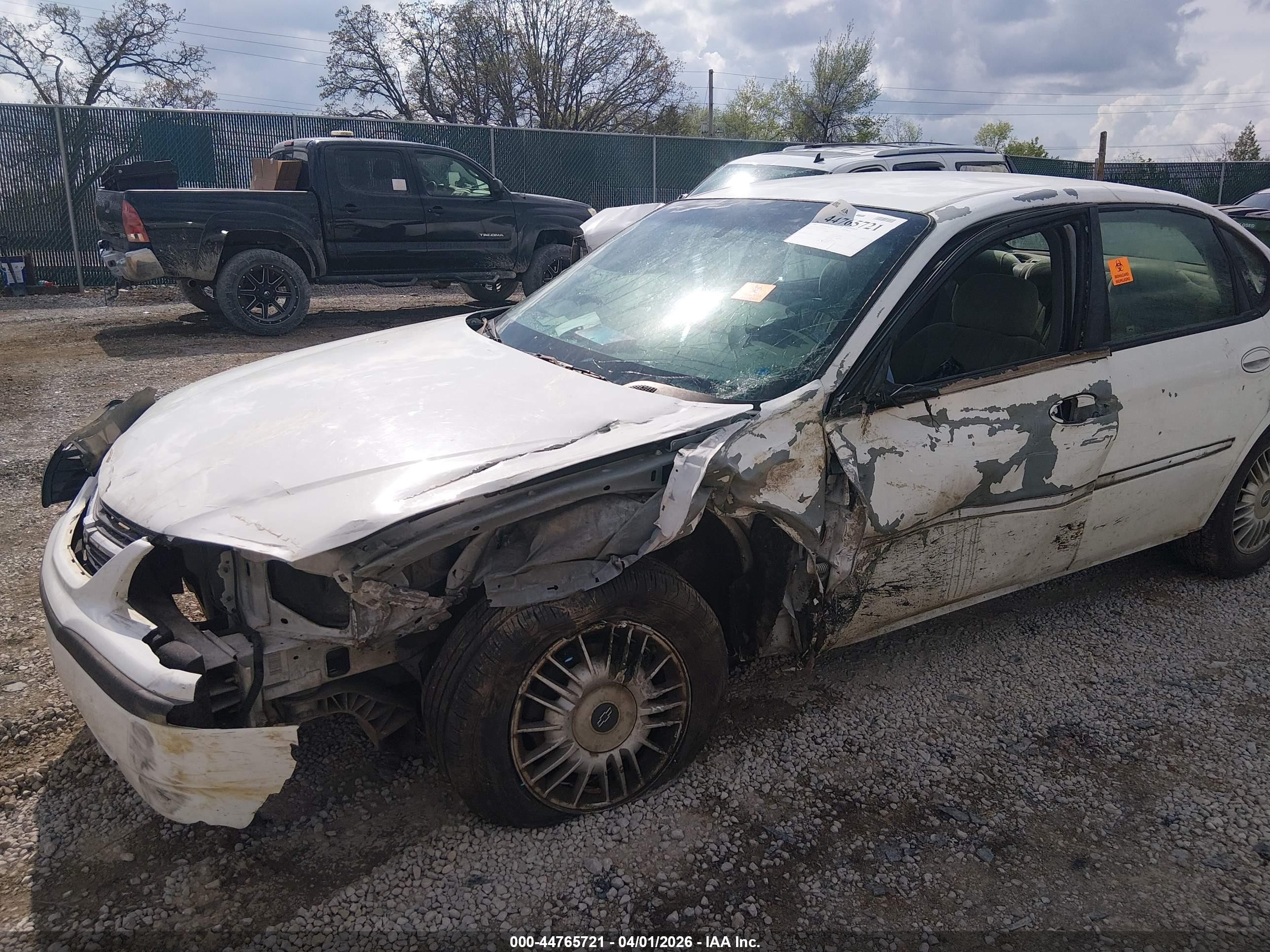 2000 Chevrolet Impala   Белый vin: 2G1WF52K8Y9269121