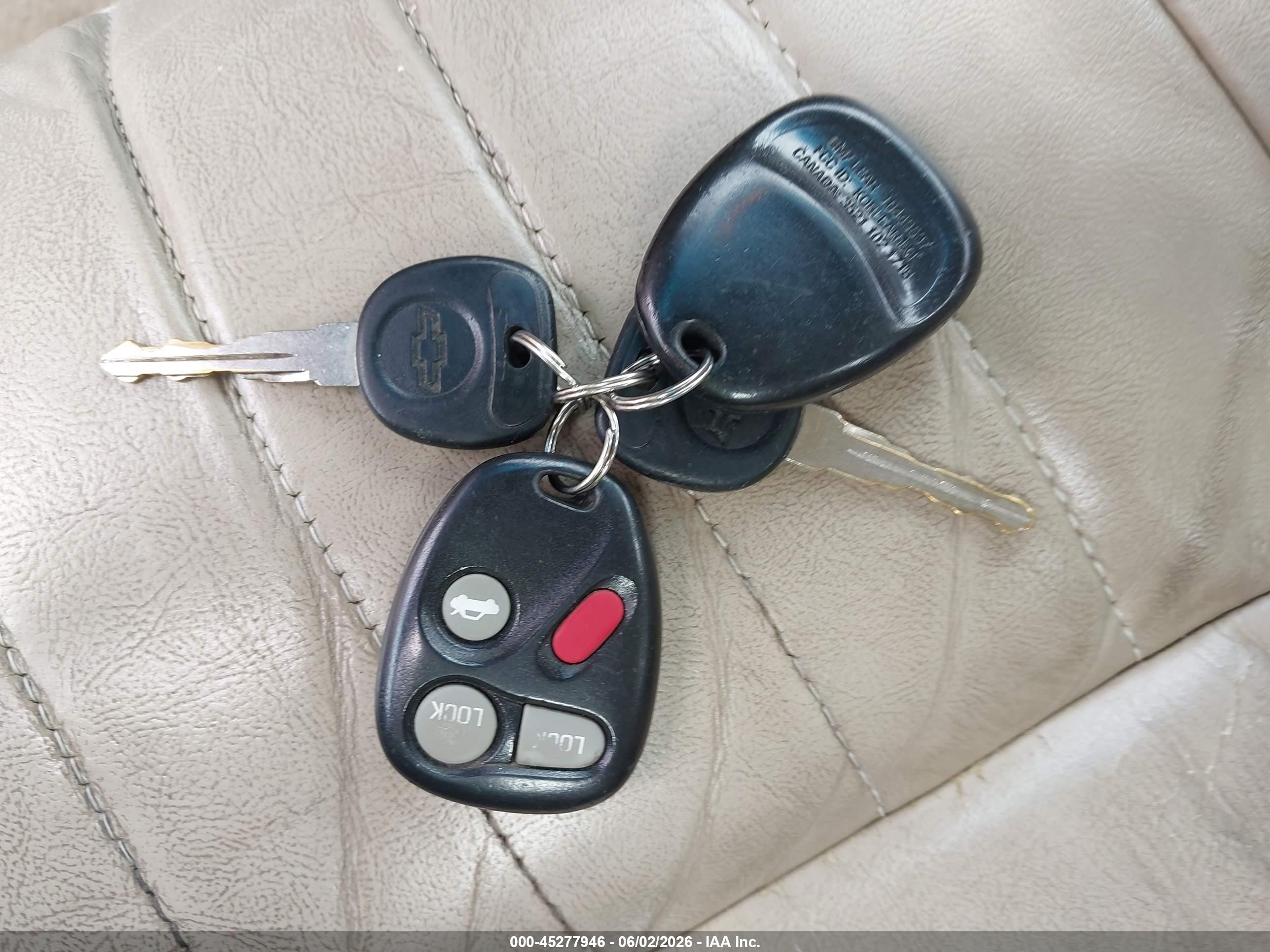 2003 Chevrolet Impala   Белый vin: 2G1WF52K939305391