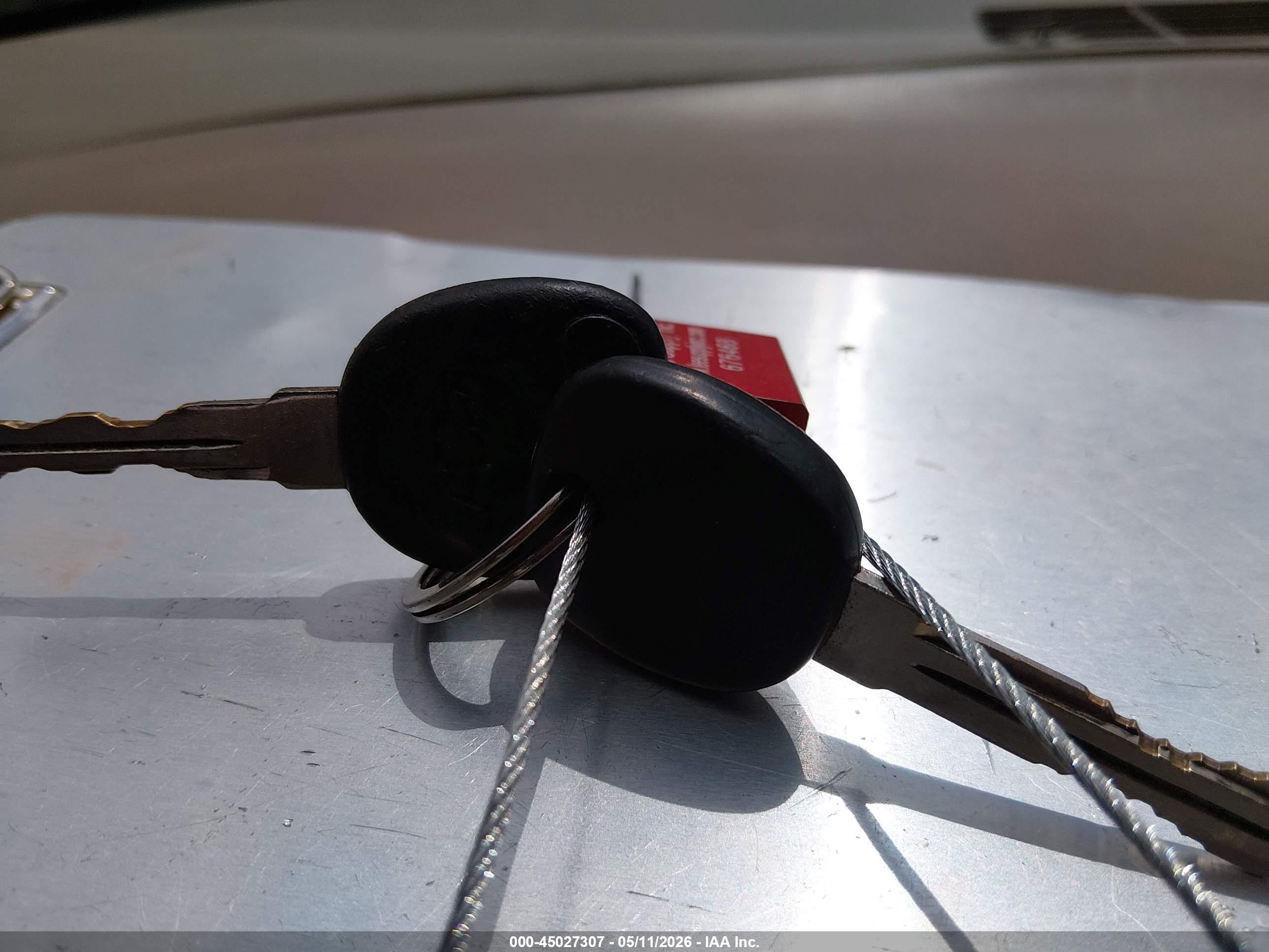 2002 Chevrolet Impala   Бежевый vin: 2G1WF55E229382074