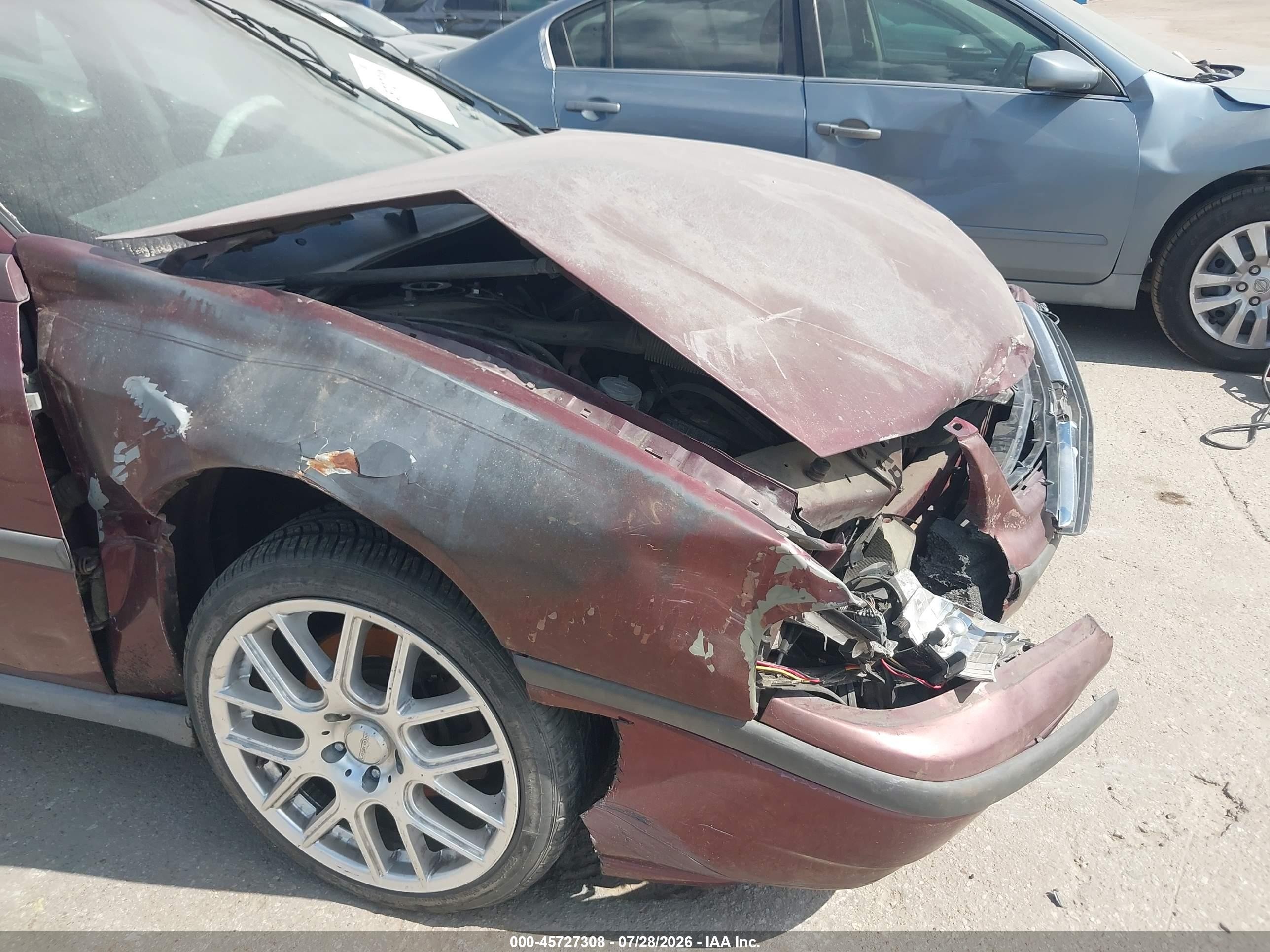 2002 Chevrolet Impala   Maroon vin: 2G1WF55E329112478