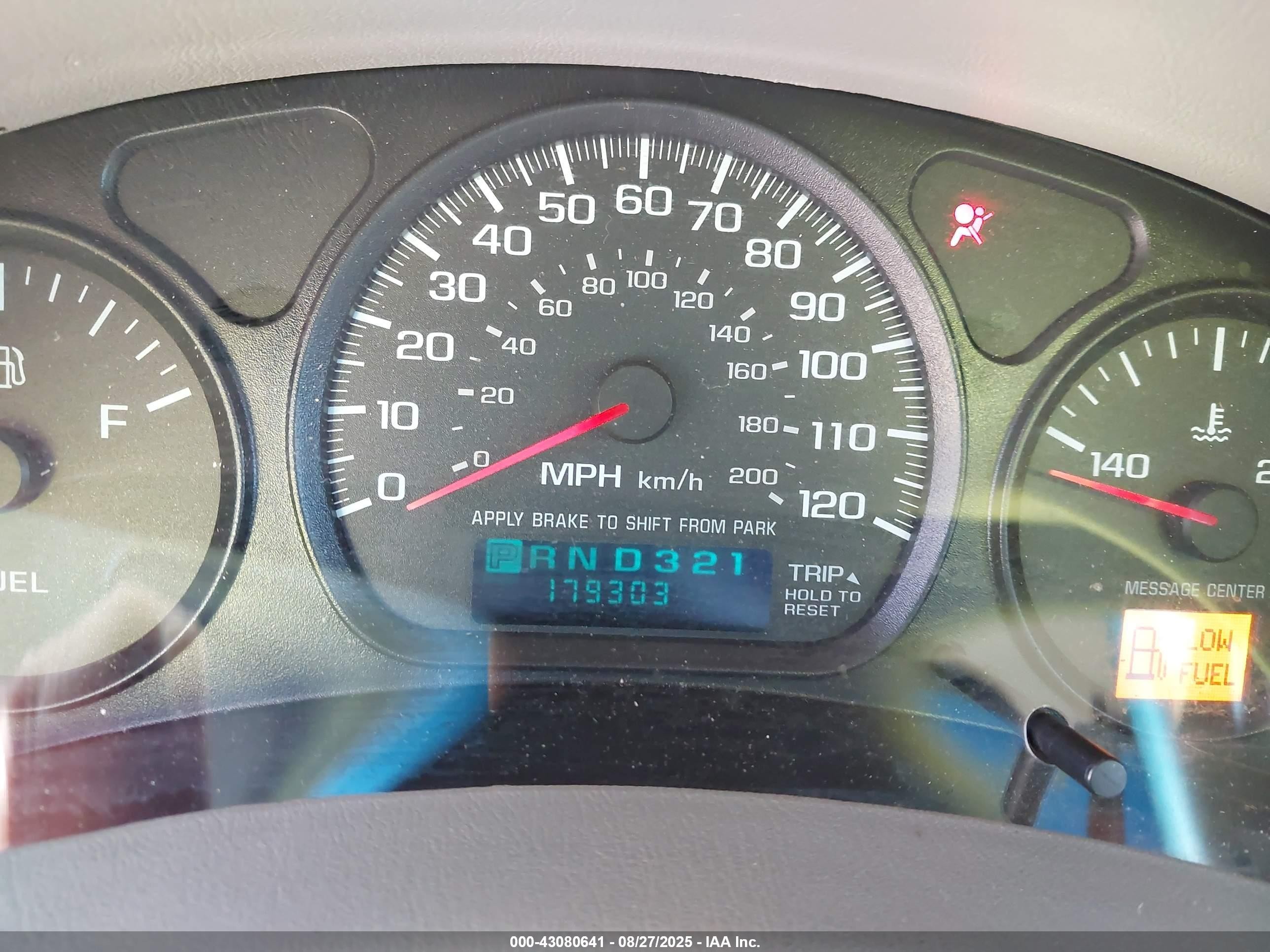 2002 Chevrolet Impala   Silver vin: 2G1WF55E429364689