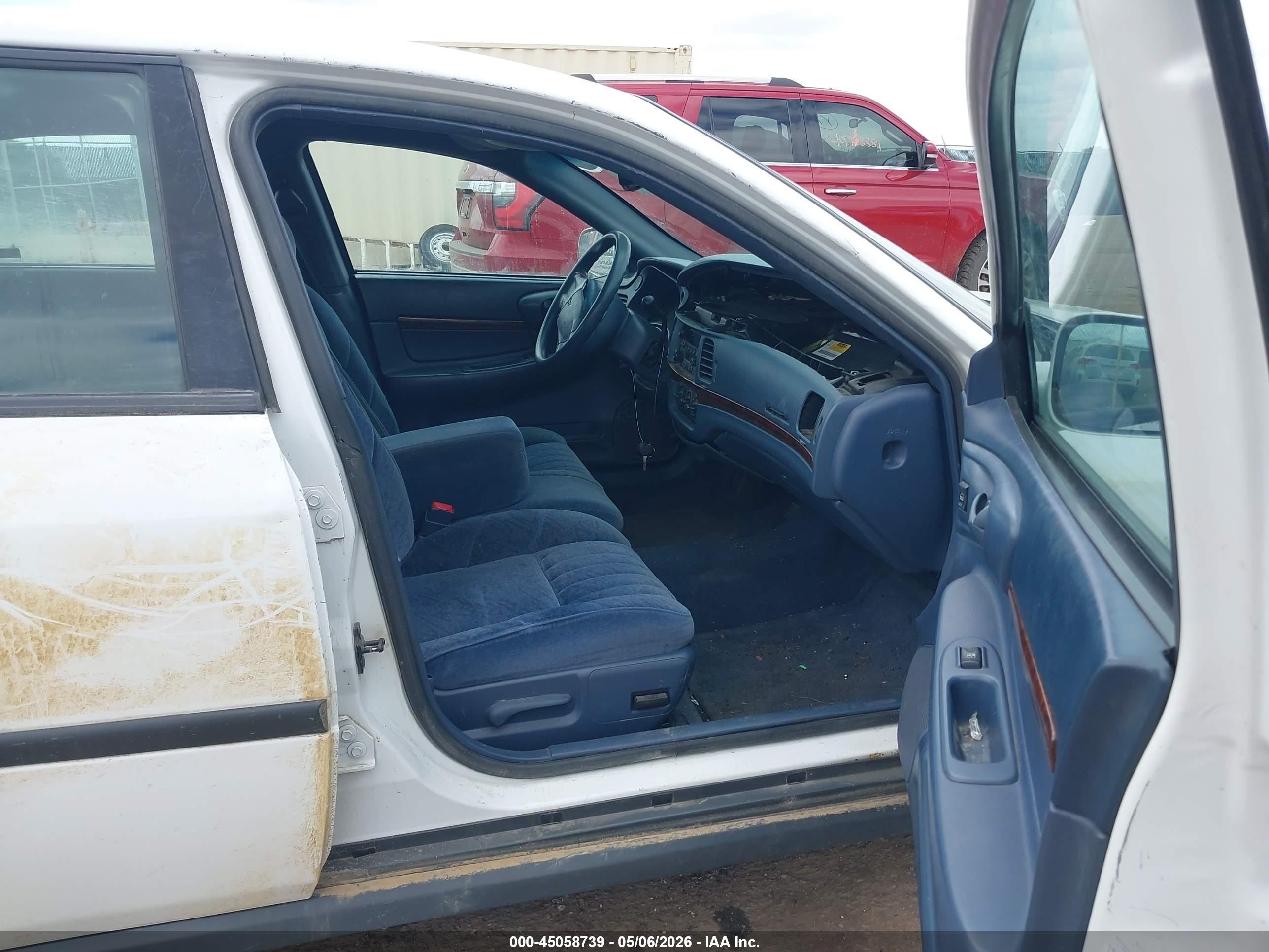 2000 Chevrolet Impala   White vin: 2G1WF55E4Y9242228