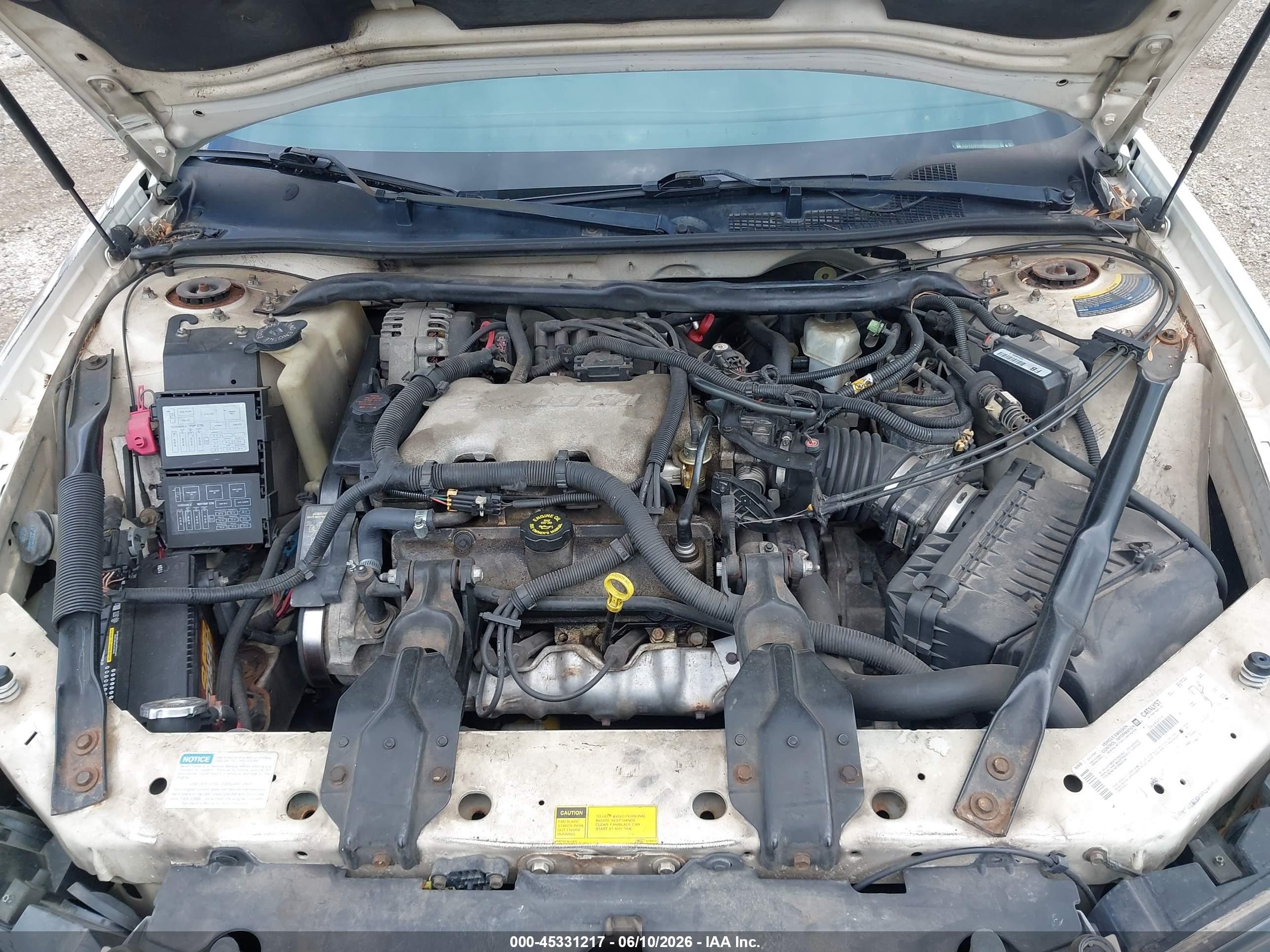 2001 Chevrolet Impala   White vin: 2G1WF55E519360939