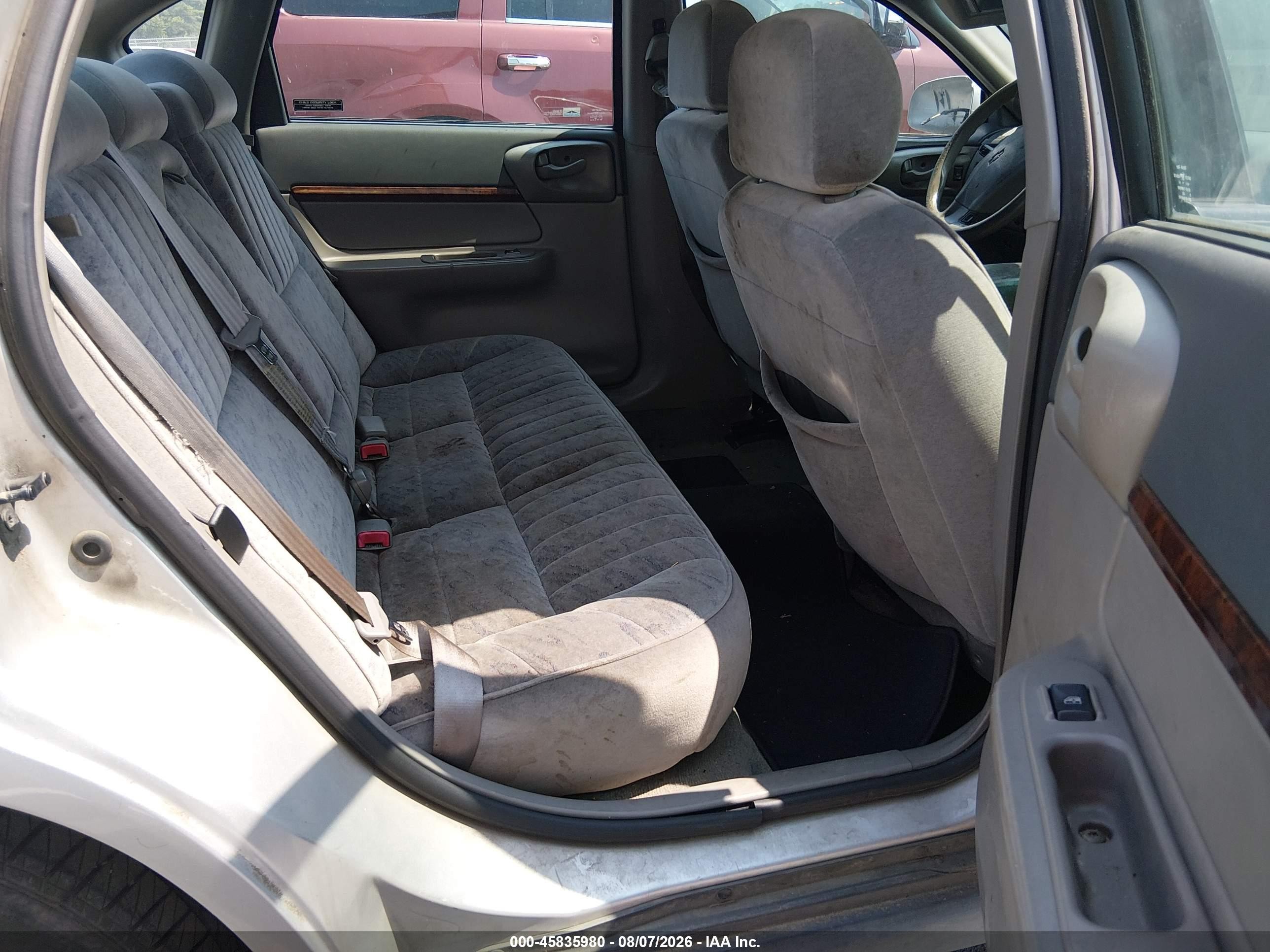 2000 Chevrolet Impala   Silver vin: 2G1WF55E6Y9182081