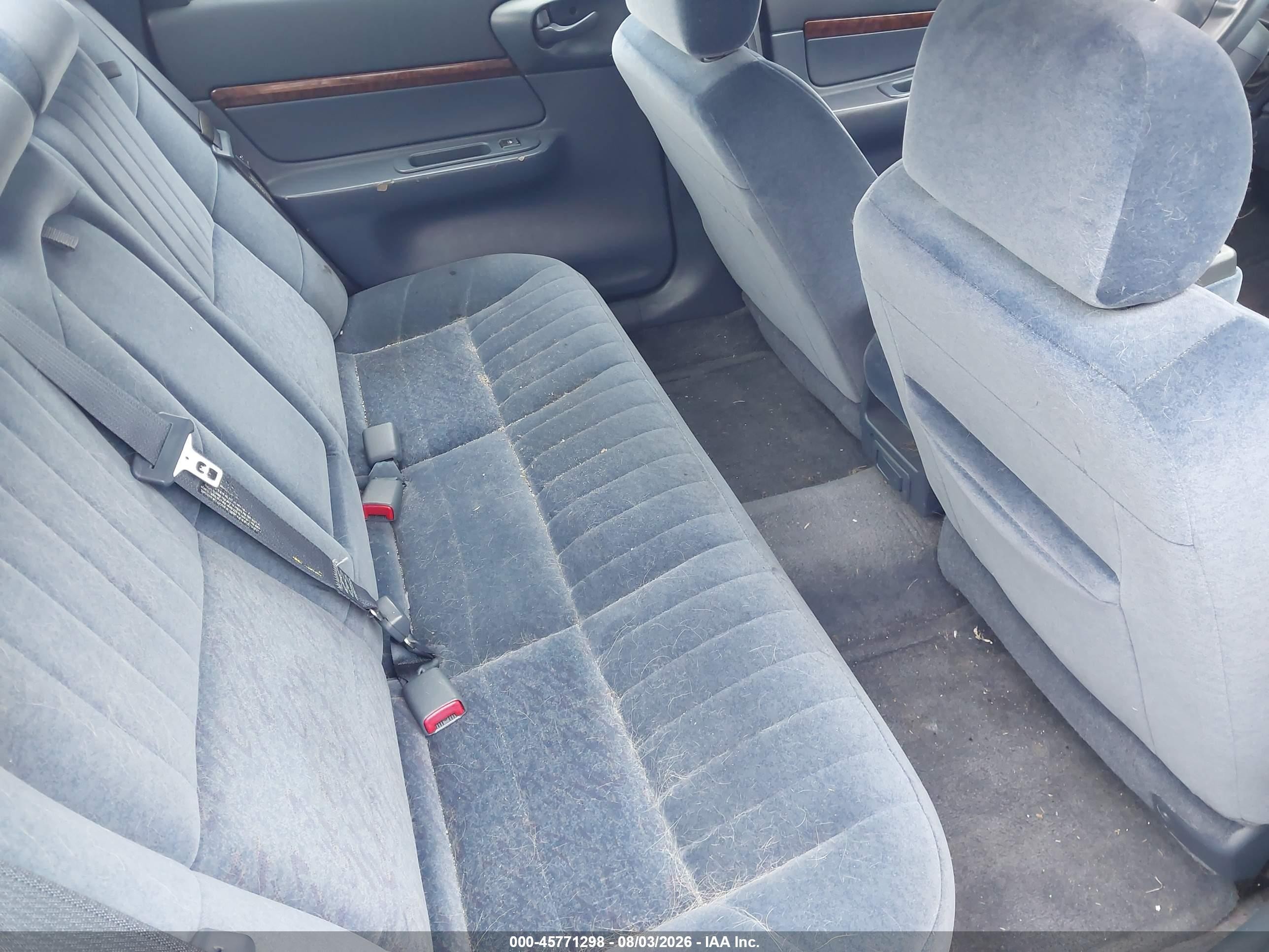 2001 Chevrolet Impala   Silver vin: 2G1WF55E819274475
