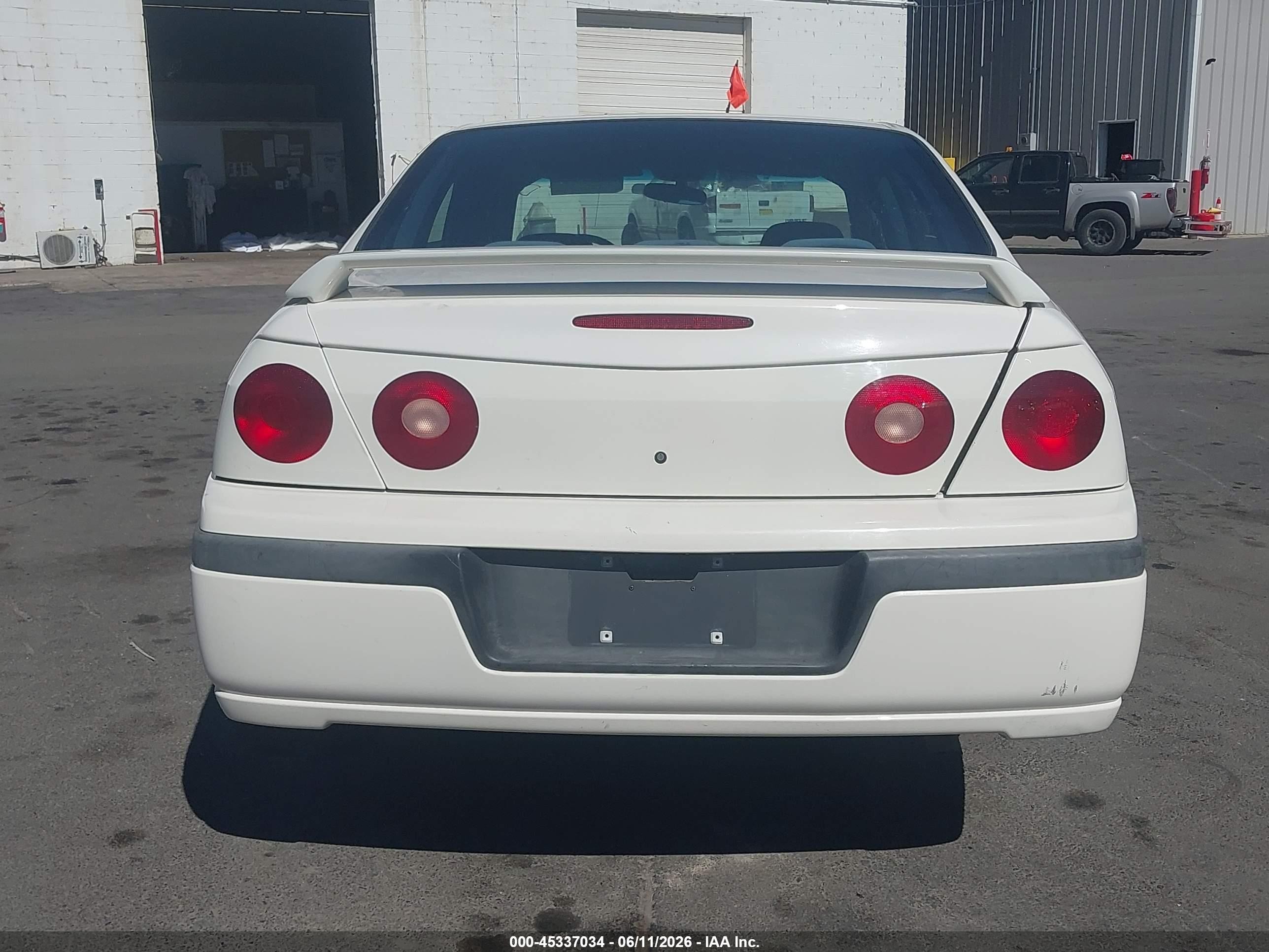 2001 Chevrolet Impala White vin: 2G1WF55EX19268807