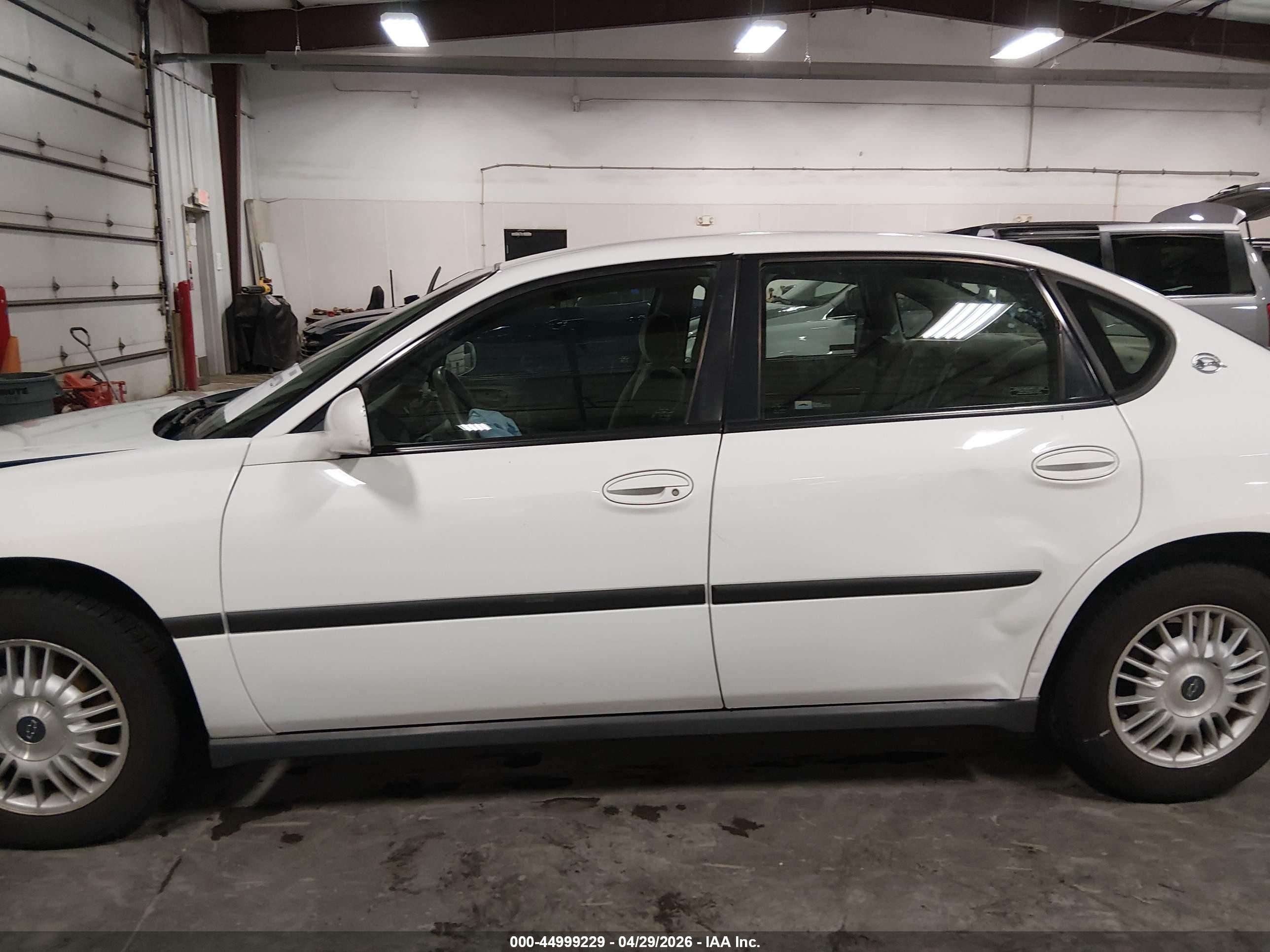 2000 Chevrolet Impala   White vin: 2G1WF55K5Y9360813