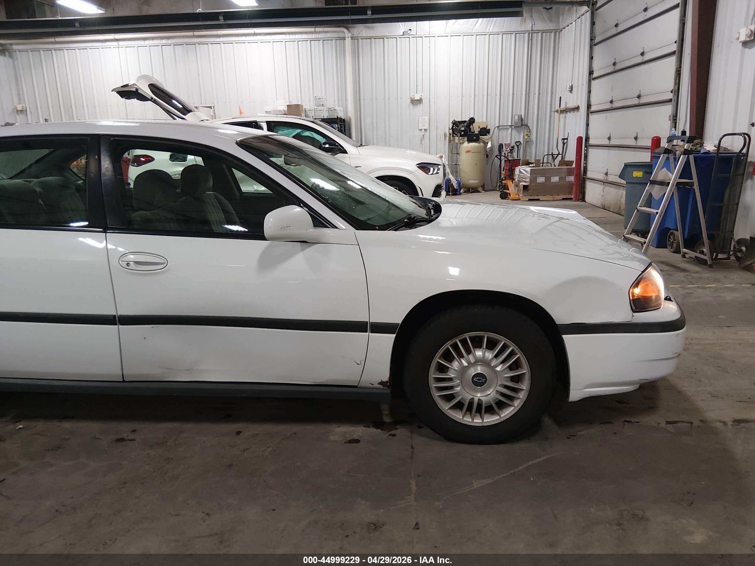 2000 Chevrolet Impala   White vin: 2G1WF55K5Y9360813