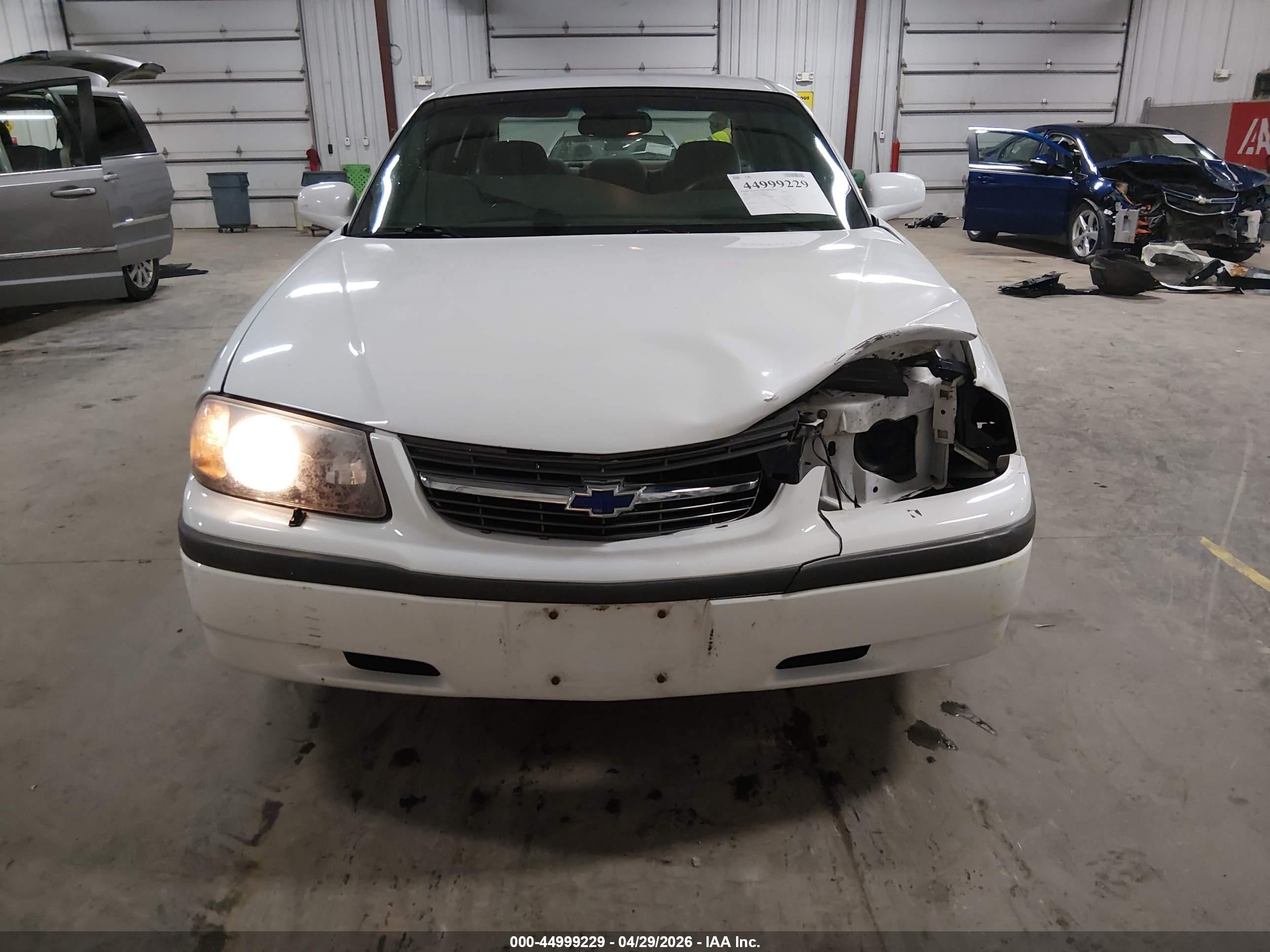 2000 Chevrolet Impala   White vin: 2G1WF55K5Y9360813