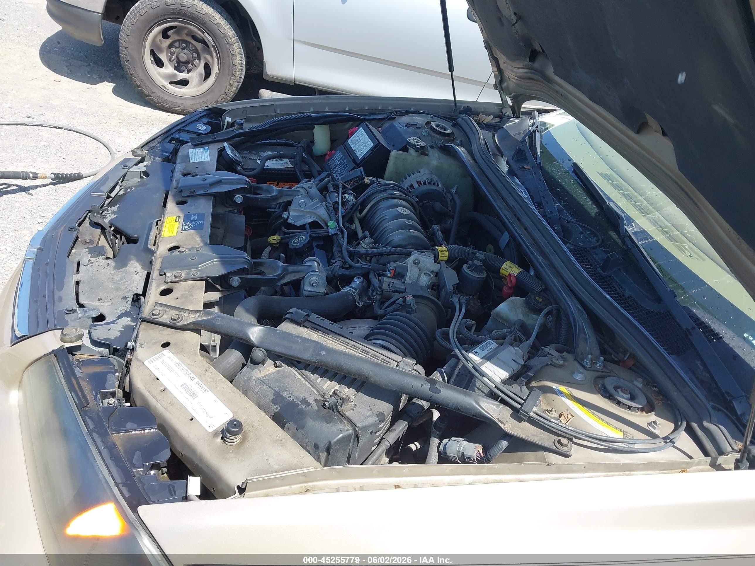 2000 Chevrolet Impala   Gold vin: 2G1WF55K7Y9143635