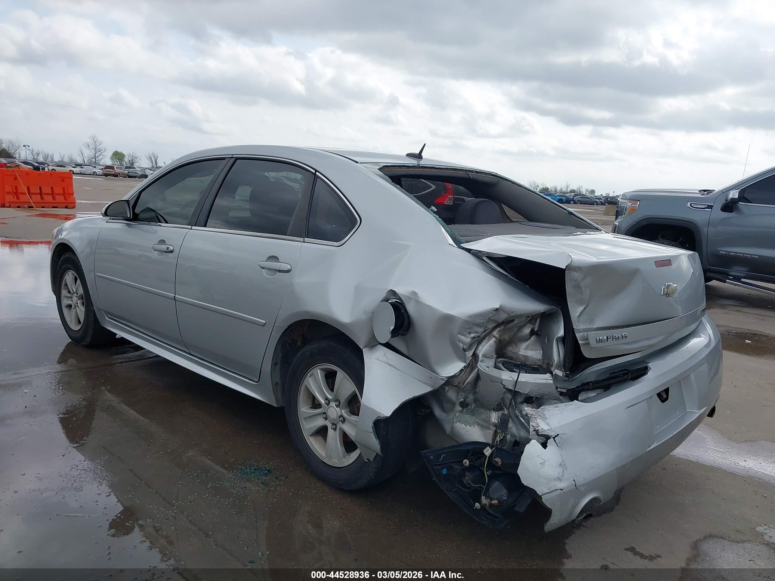 2013 Chevrolet Impala Ls Серебряный vin: 2G1WF5E32D1105263