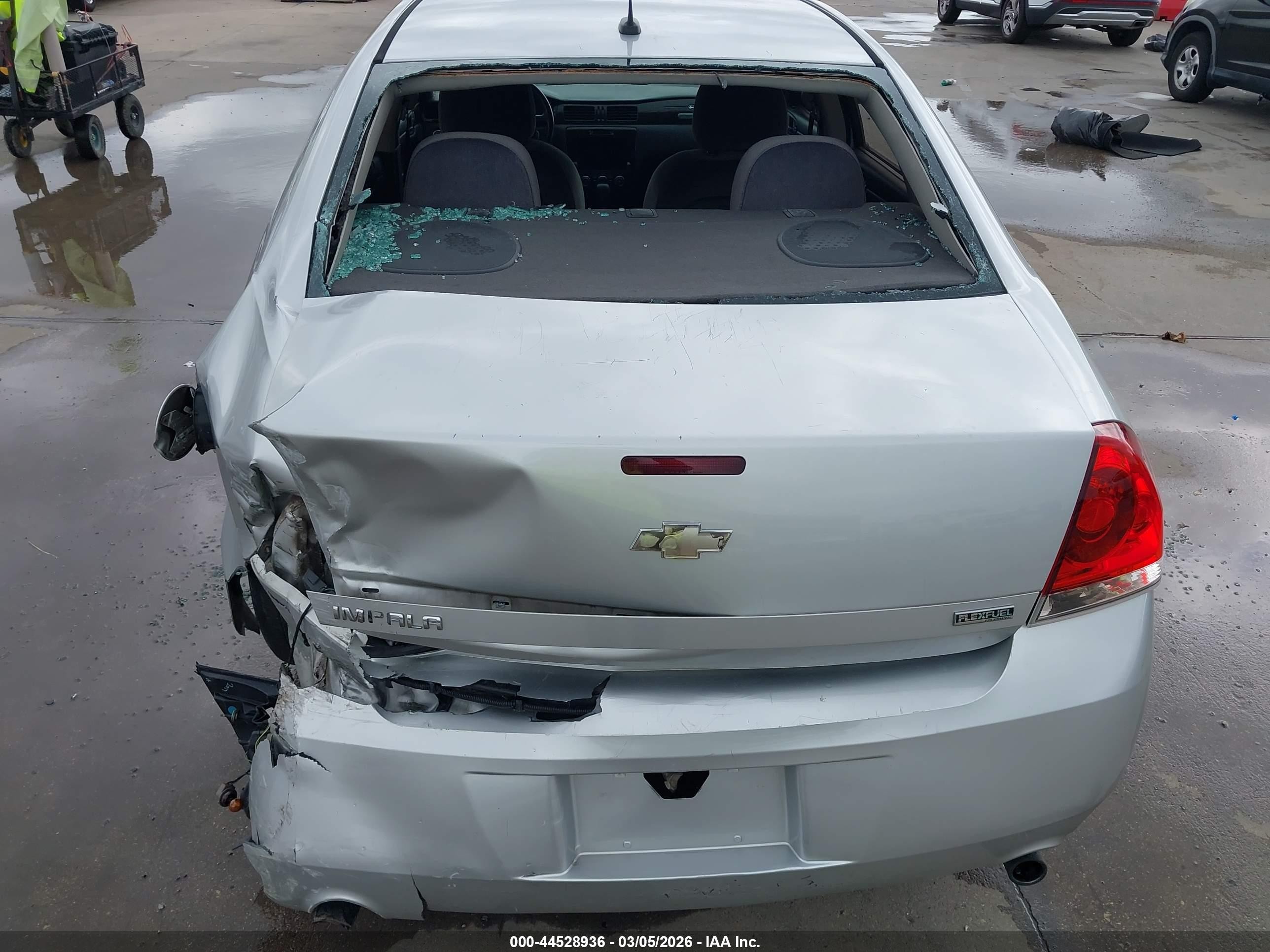 2013 Chevrolet Impala Ls Серебряный vin: 2G1WF5E32D1105263