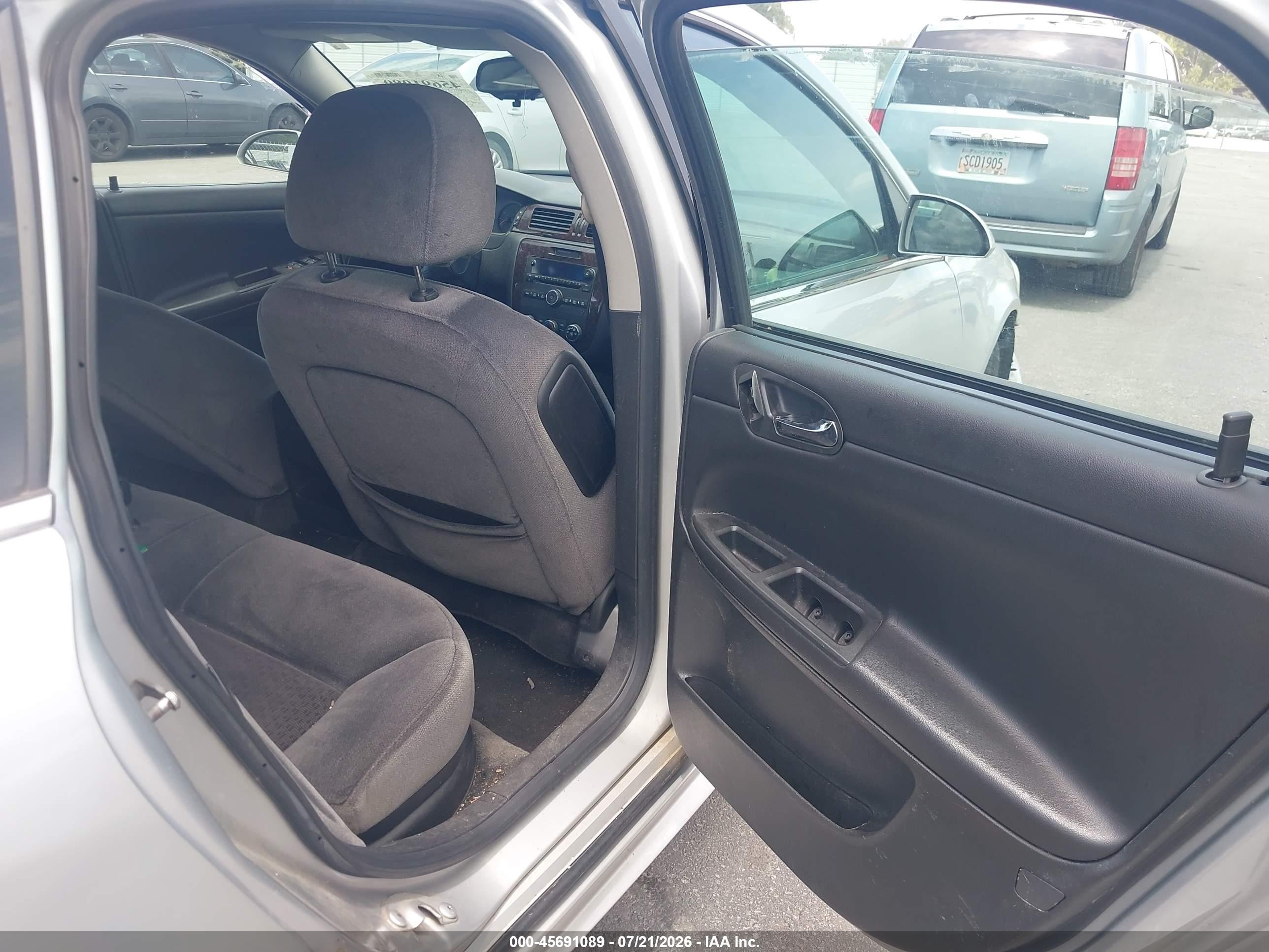 2012 Chevrolet Impala Ls Silver vin: 2G1WF5E33C1122748