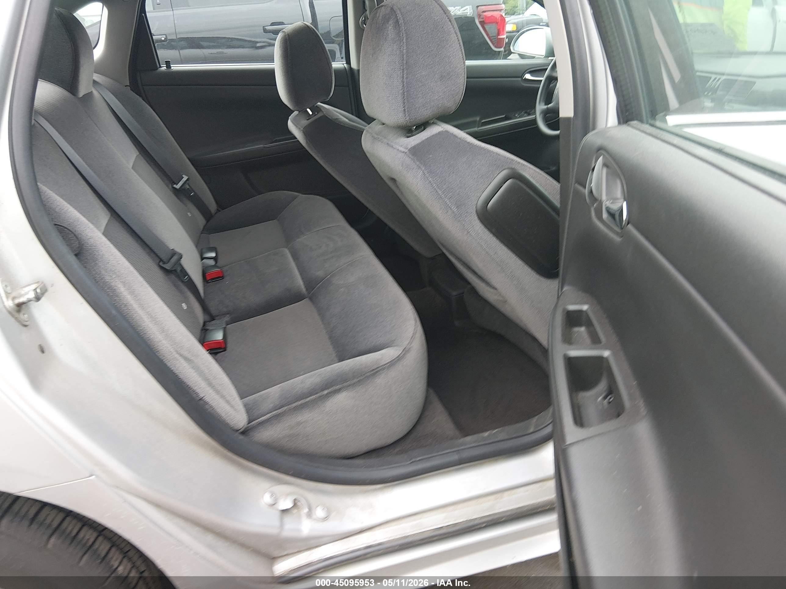2013 Chevrolet Impala Ls Серебряный vin: 2G1WF5E33D1241353
