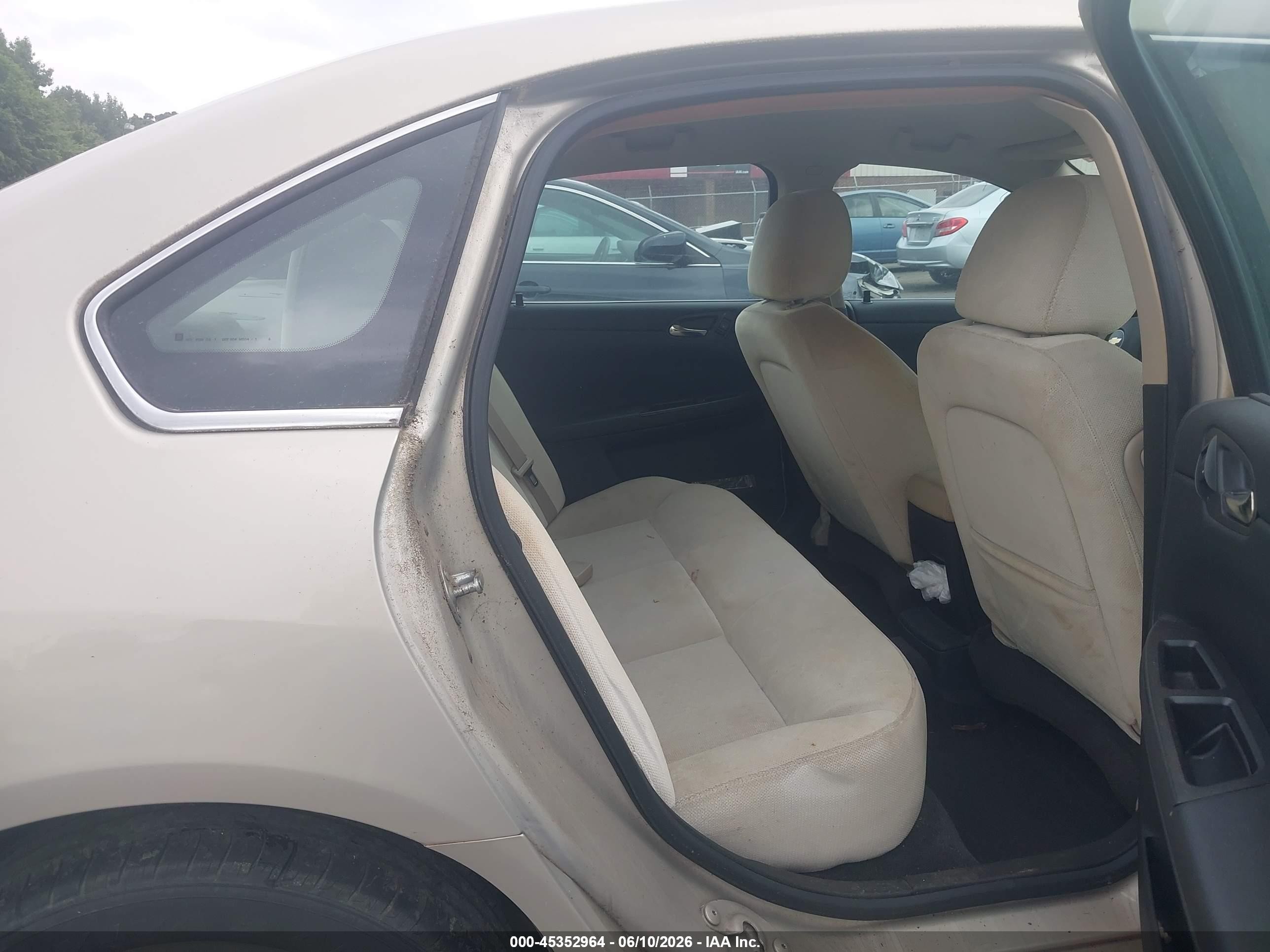 2012 Chevrolet Impala Ls Gold vin: 2G1WF5E34C1148257