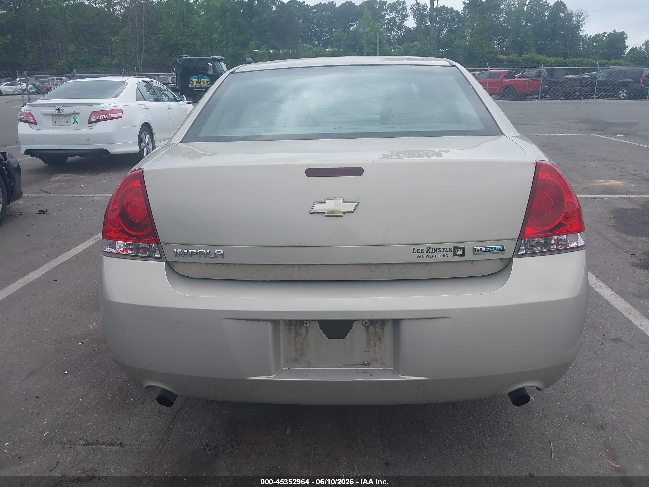 2012 Chevrolet Impala Ls Gold vin: 2G1WF5E34C1148257