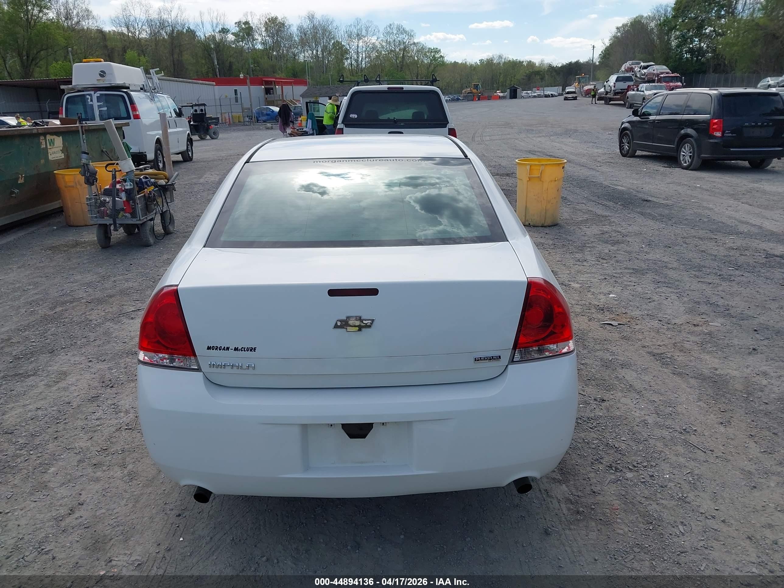 2012 Chevrolet Impala Ls White vin: 2G1WF5E34C1301557
