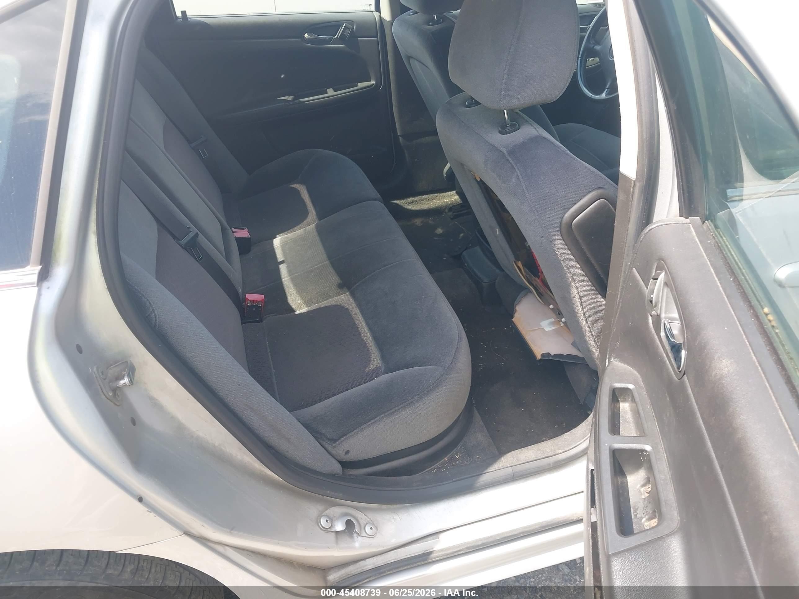2012 Chevrolet Impala Ls Silver vin: 2G1WF5E36C1131217
