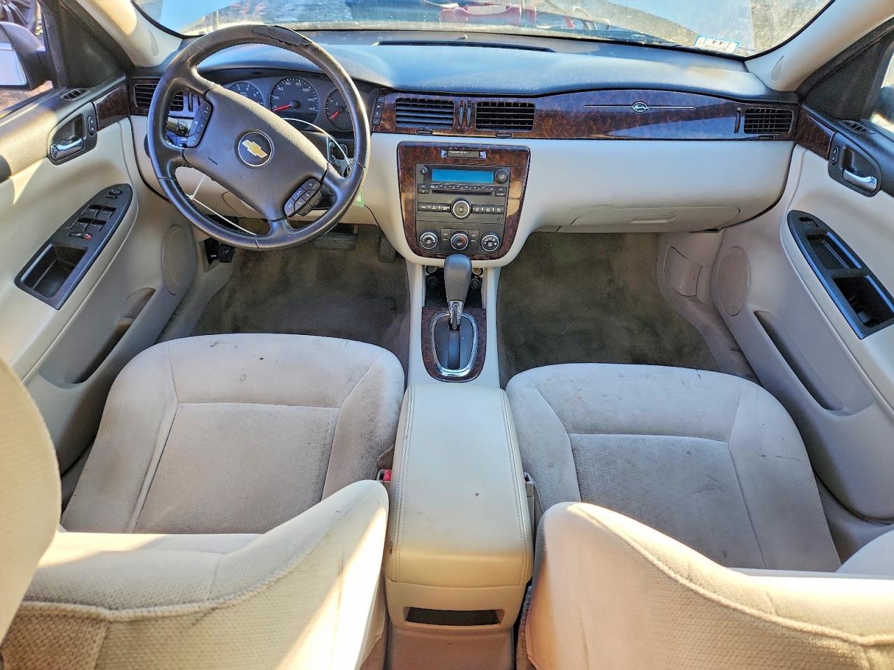2012 Chevrolet Impala Ls Белый vin: 2G1WF5E36C1248697