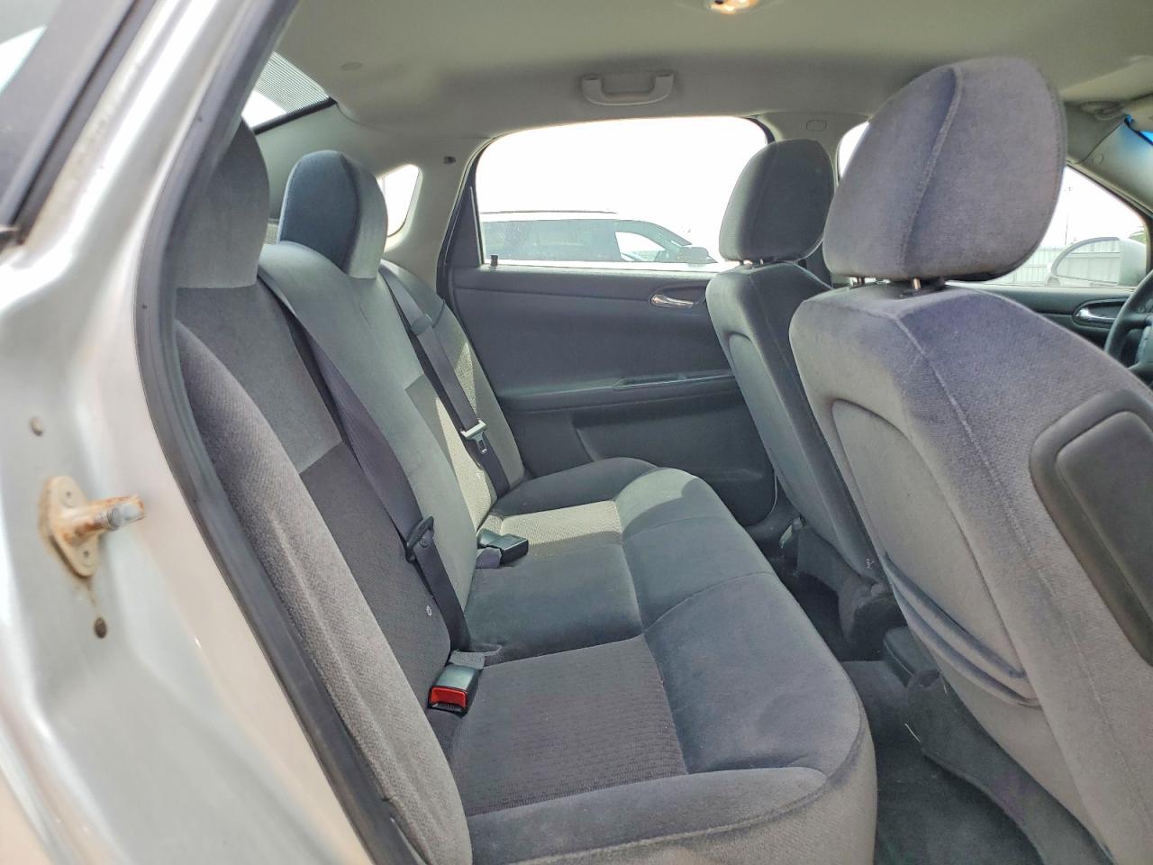 2012 Chevrolet Impala Ls Silver vin: 2G1WF5E36C1281702