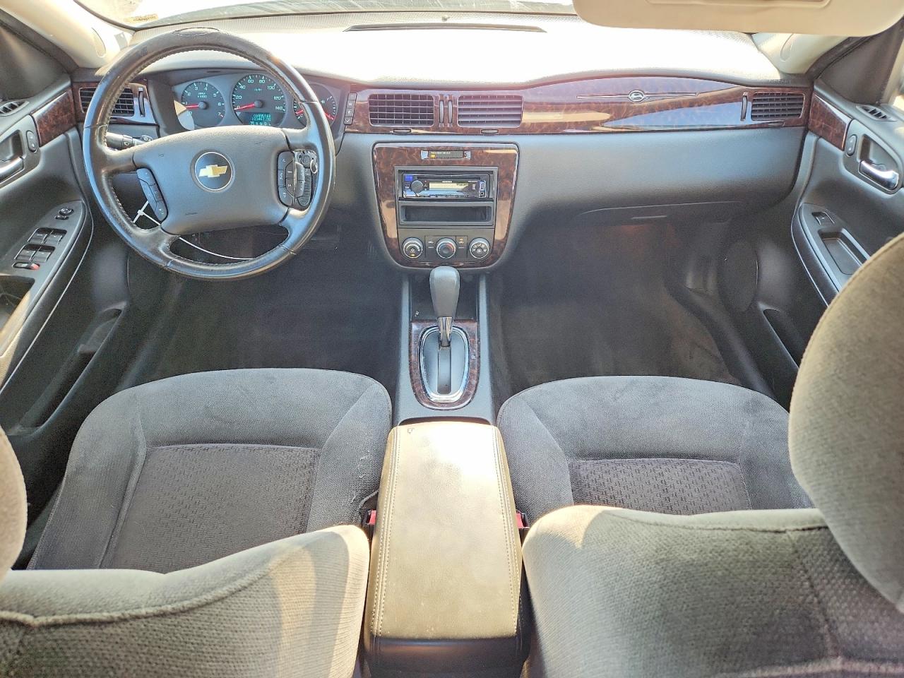 2012 Chevrolet Impala Ls Серебряный vin: 2G1WF5E37C1124566