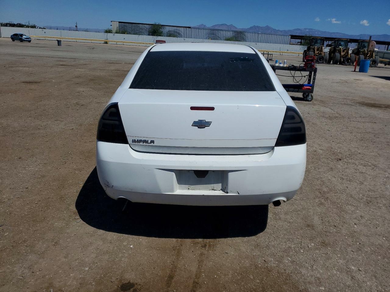 2012 Chevrolet Impala Ls White vin: 2G1WF5E37C1152139