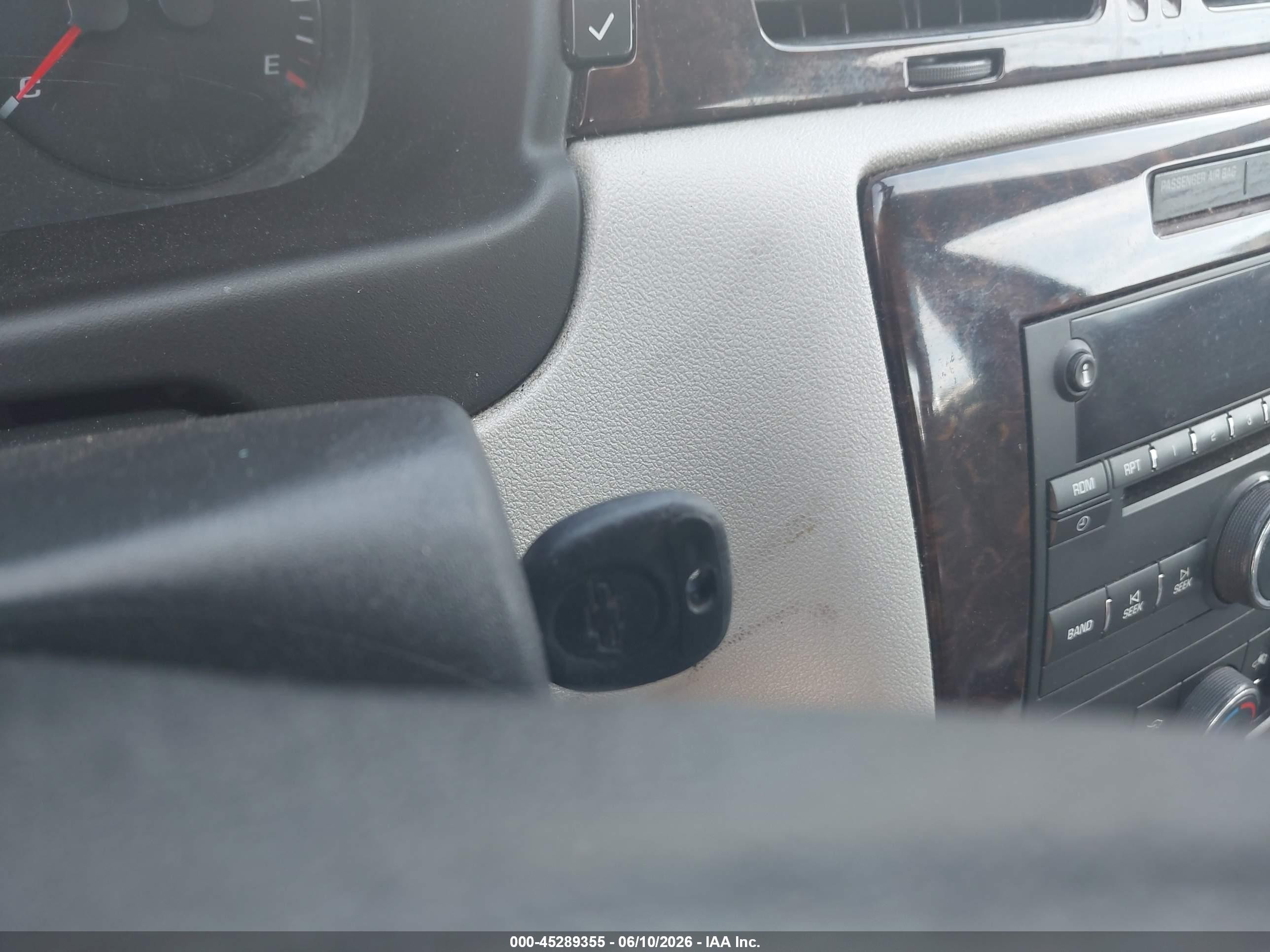 2012 Chevrolet Impala Ls White vin: 2G1WF5E37C1156918