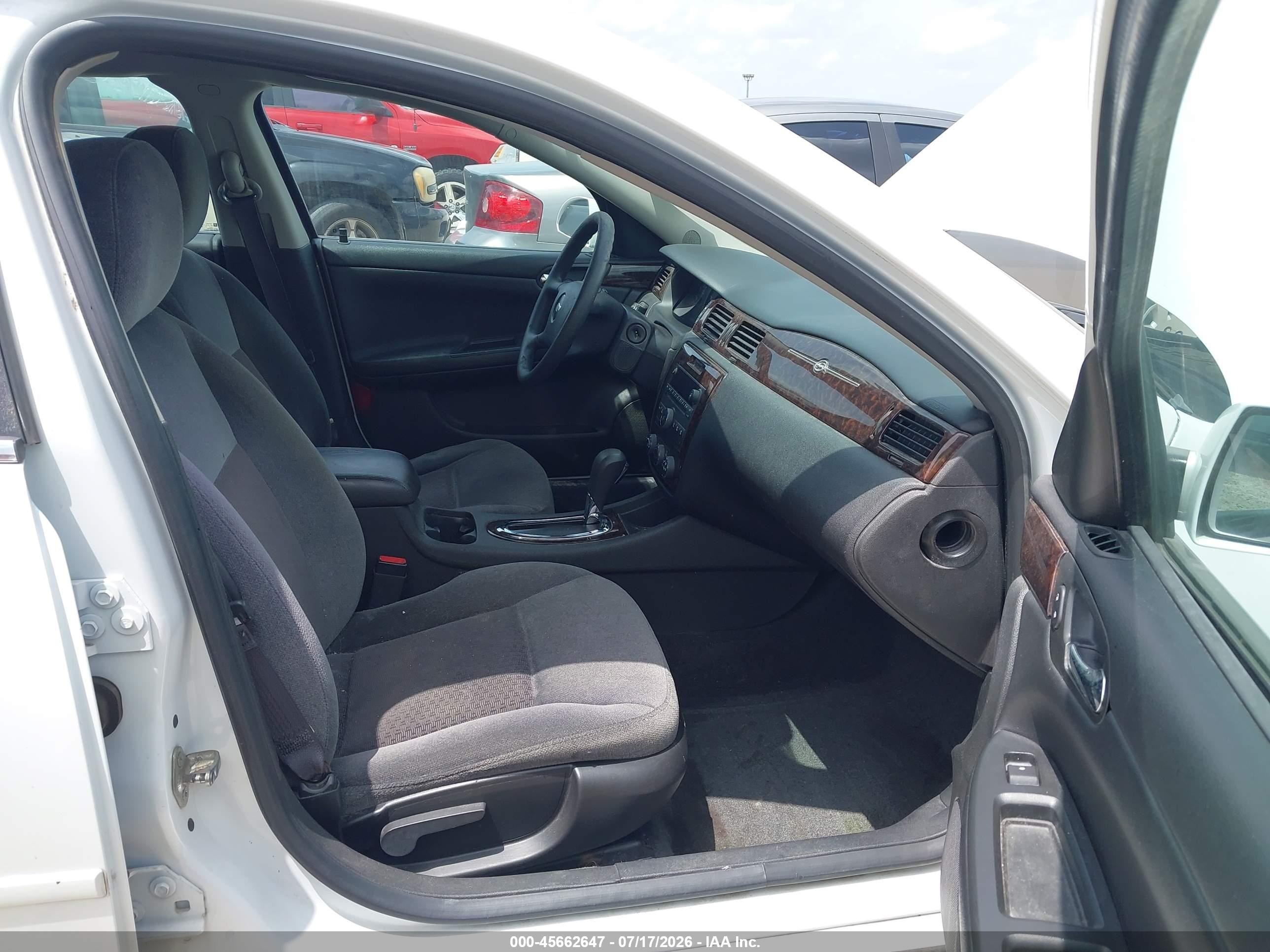 2012 Chevrolet Impala Ls White vin: 2G1WF5E38C1148956