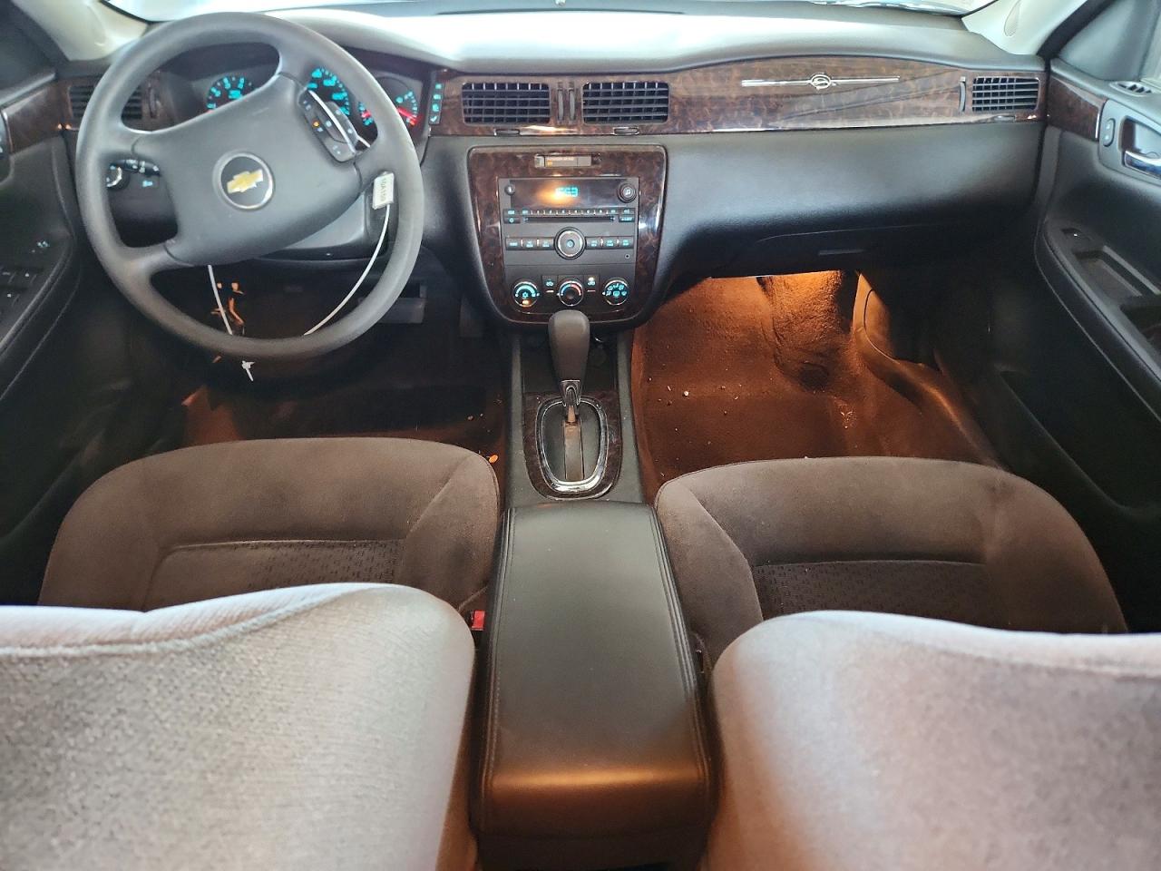 2012 Chevrolet Impala Ls Silver vin: 2G1WF5E38C1232338