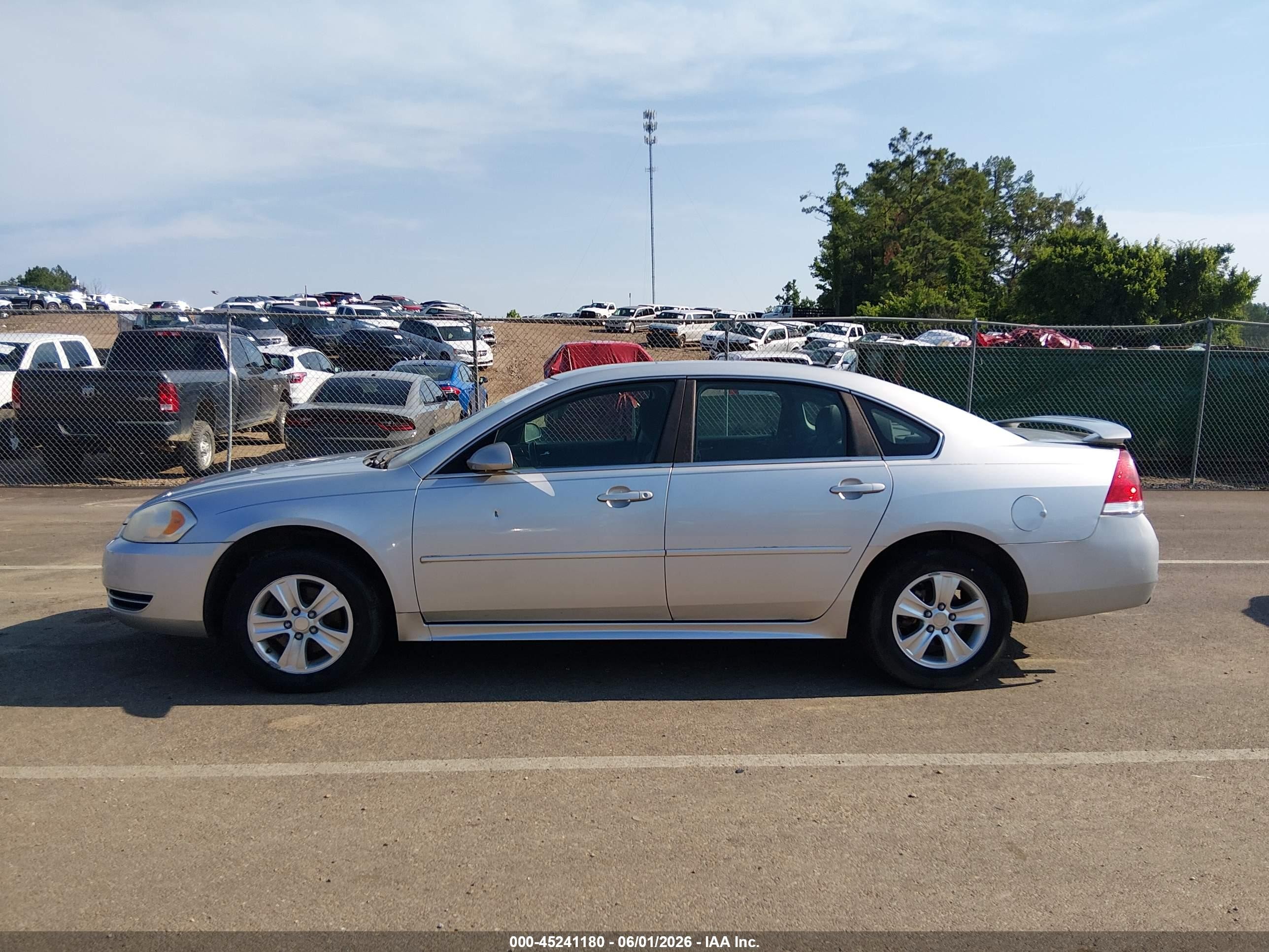2013 Chevrolet Impala Ls Silver vin: 2G1WF5E39D1121461