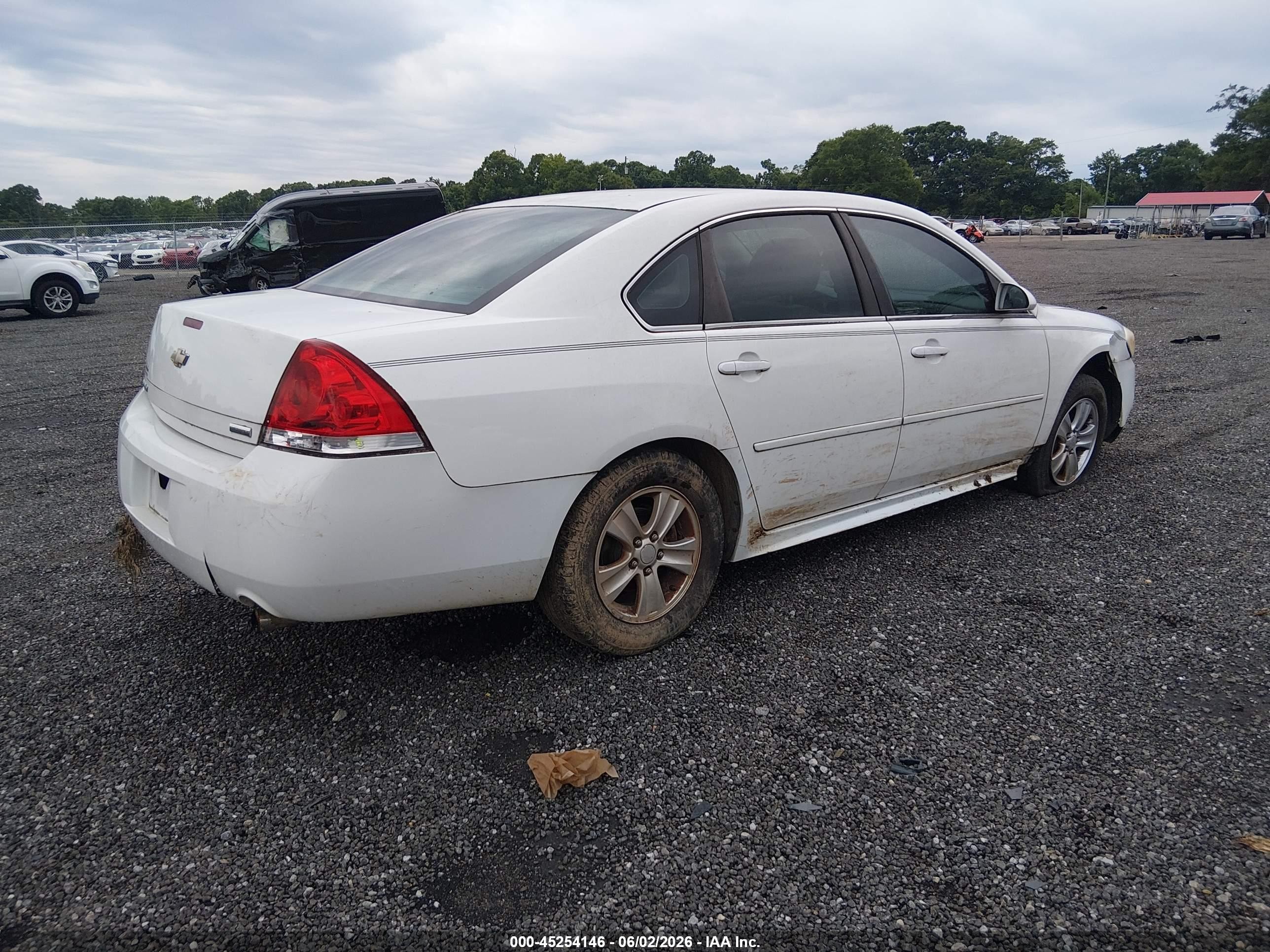 2012 Chevrolet Impala Ls Белый vin: 2G1WF5E3XC1215203