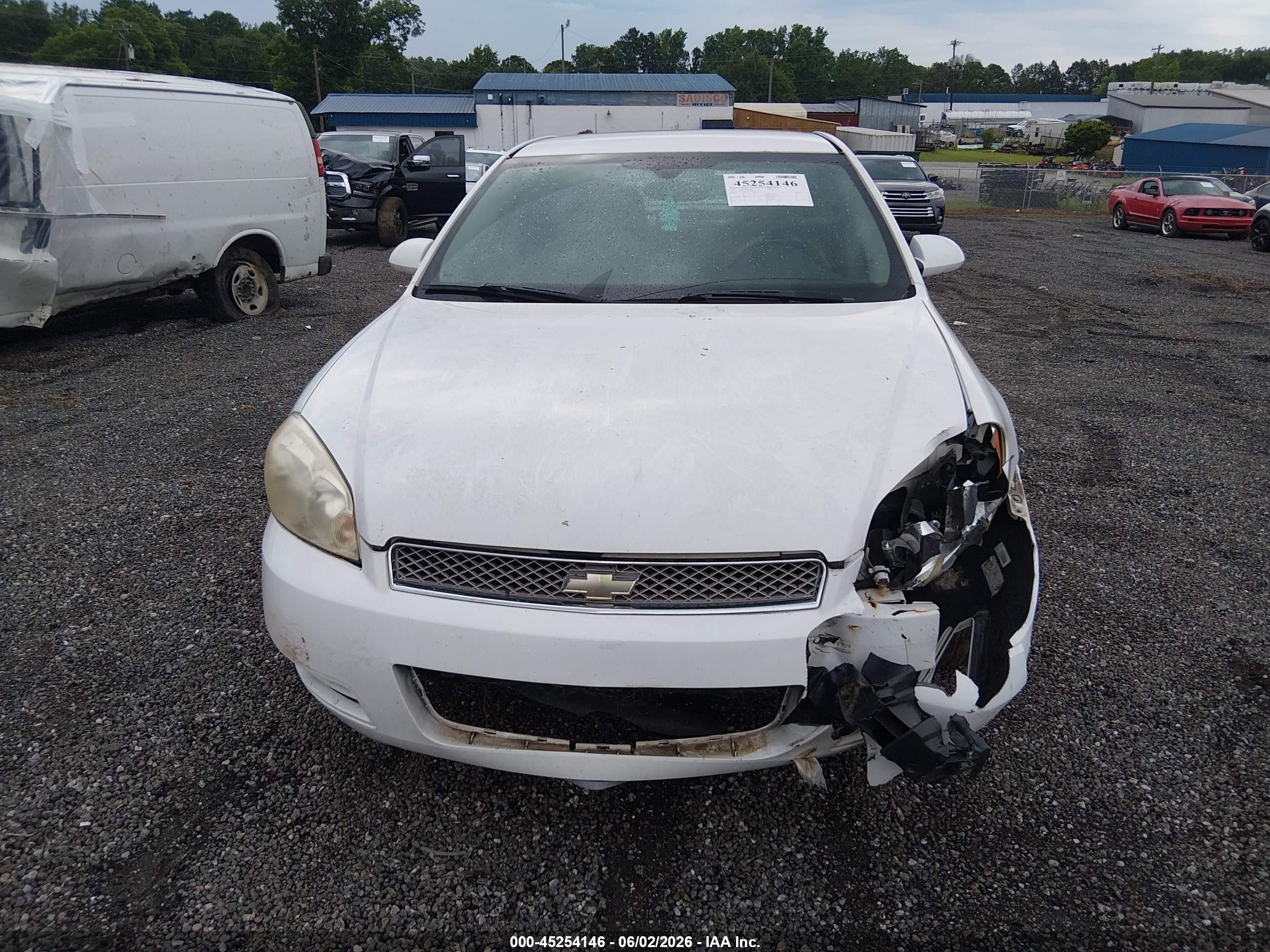 2012 Chevrolet Impala Ls Белый vin: 2G1WF5E3XC1215203