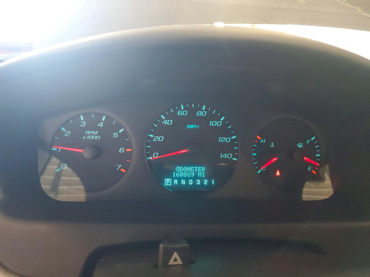 2011 Chevrolet Impala Ls Серый vin: 2G1WF5EK0B1160542