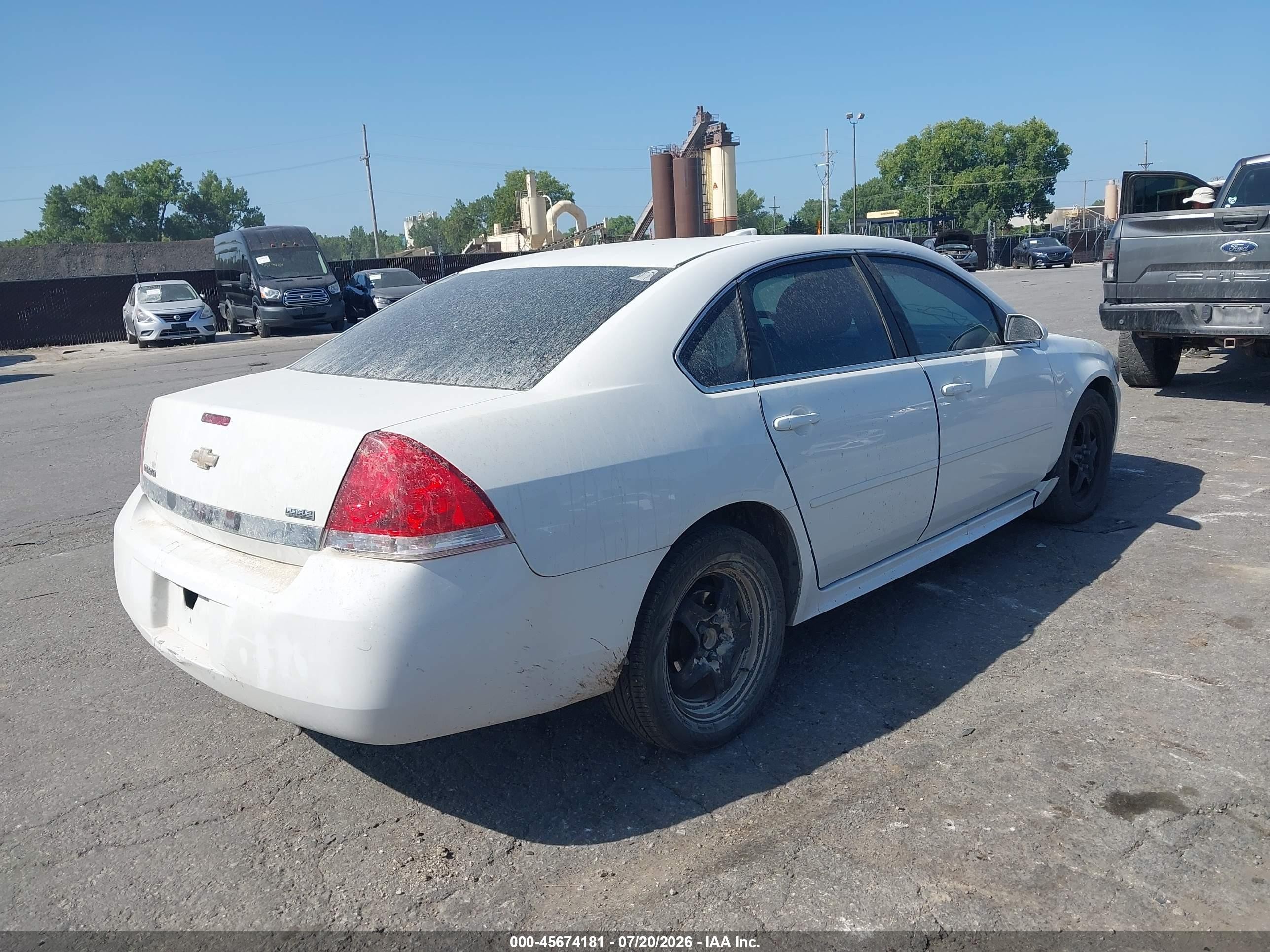 2011 Chevrolet Impala Ls White vin: 2G1WF5EK0B1214339