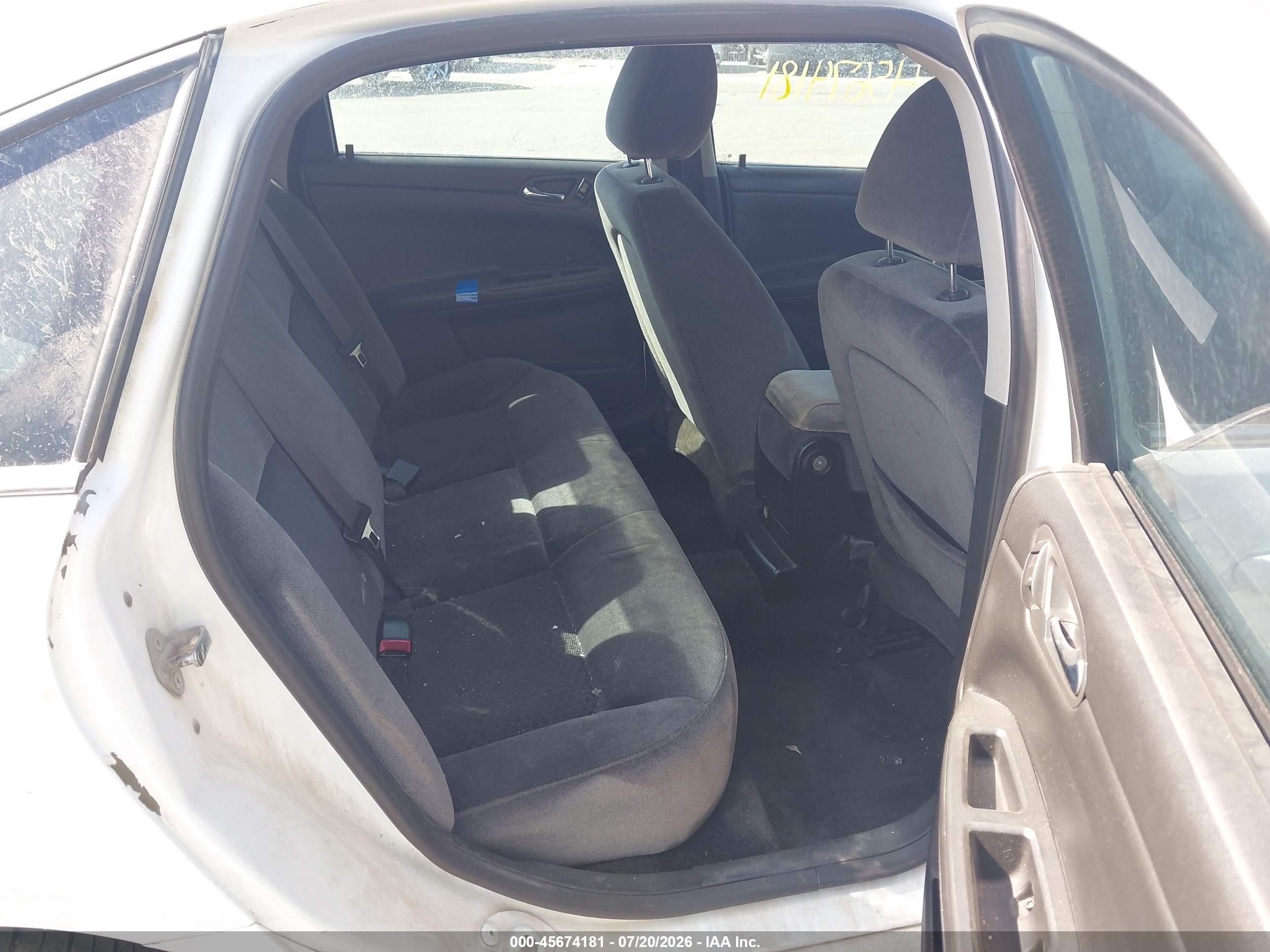 2011 Chevrolet Impala Ls White vin: 2G1WF5EK0B1214339