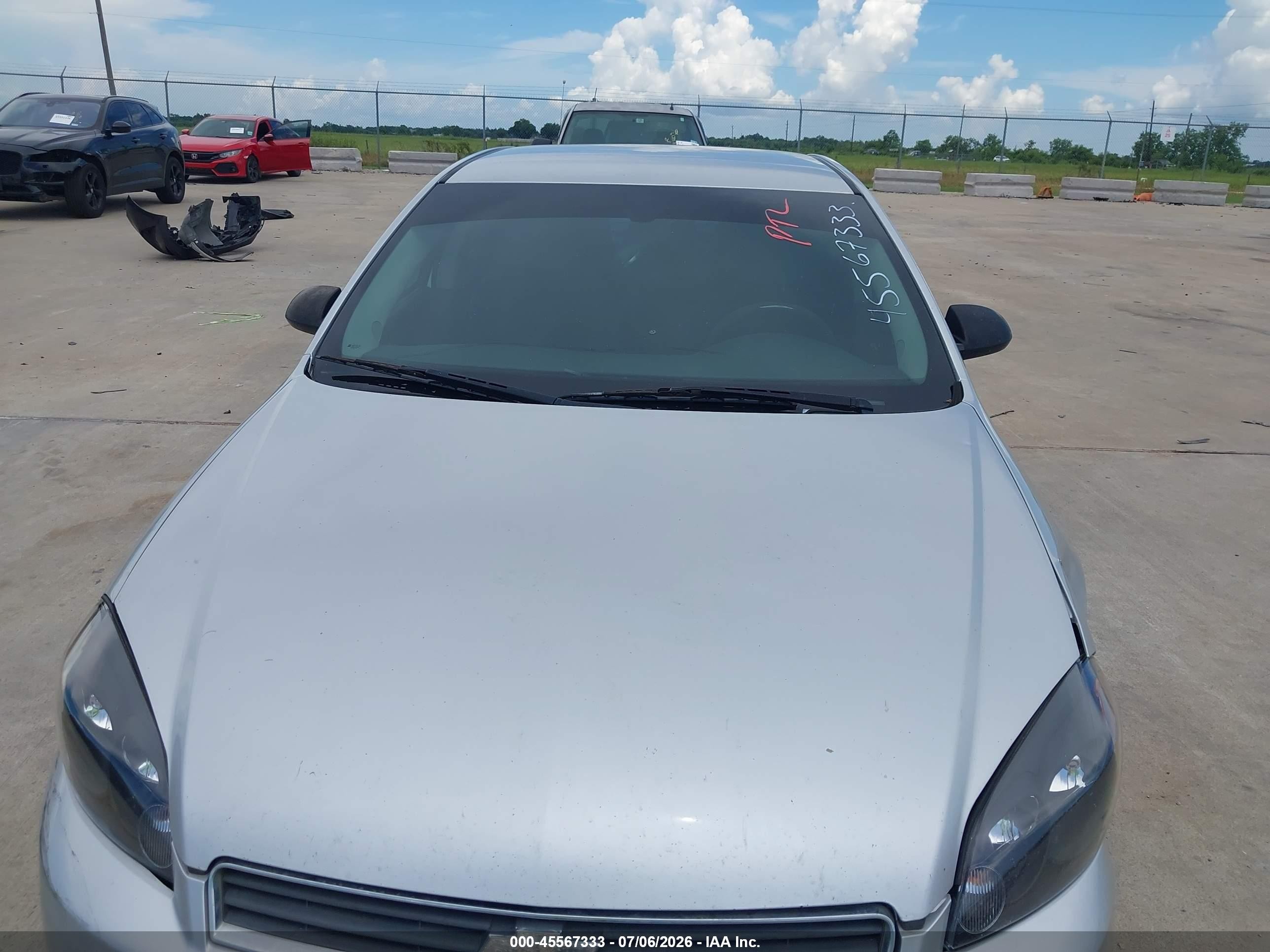 2011 Chevrolet Impala Ls Silver vin: 2G1WF5EK1B1123774