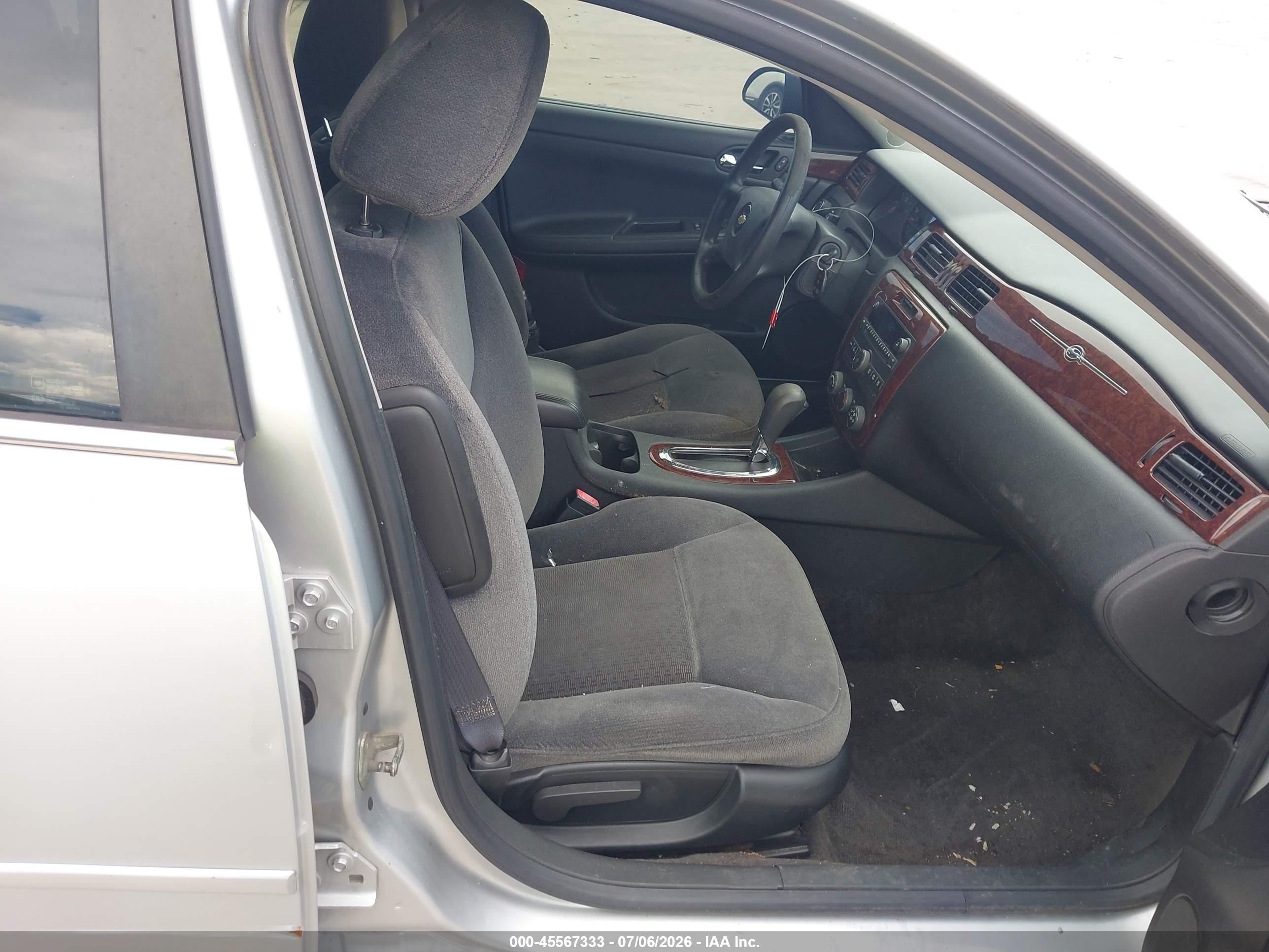 2011 Chevrolet Impala Ls Silver vin: 2G1WF5EK1B1123774