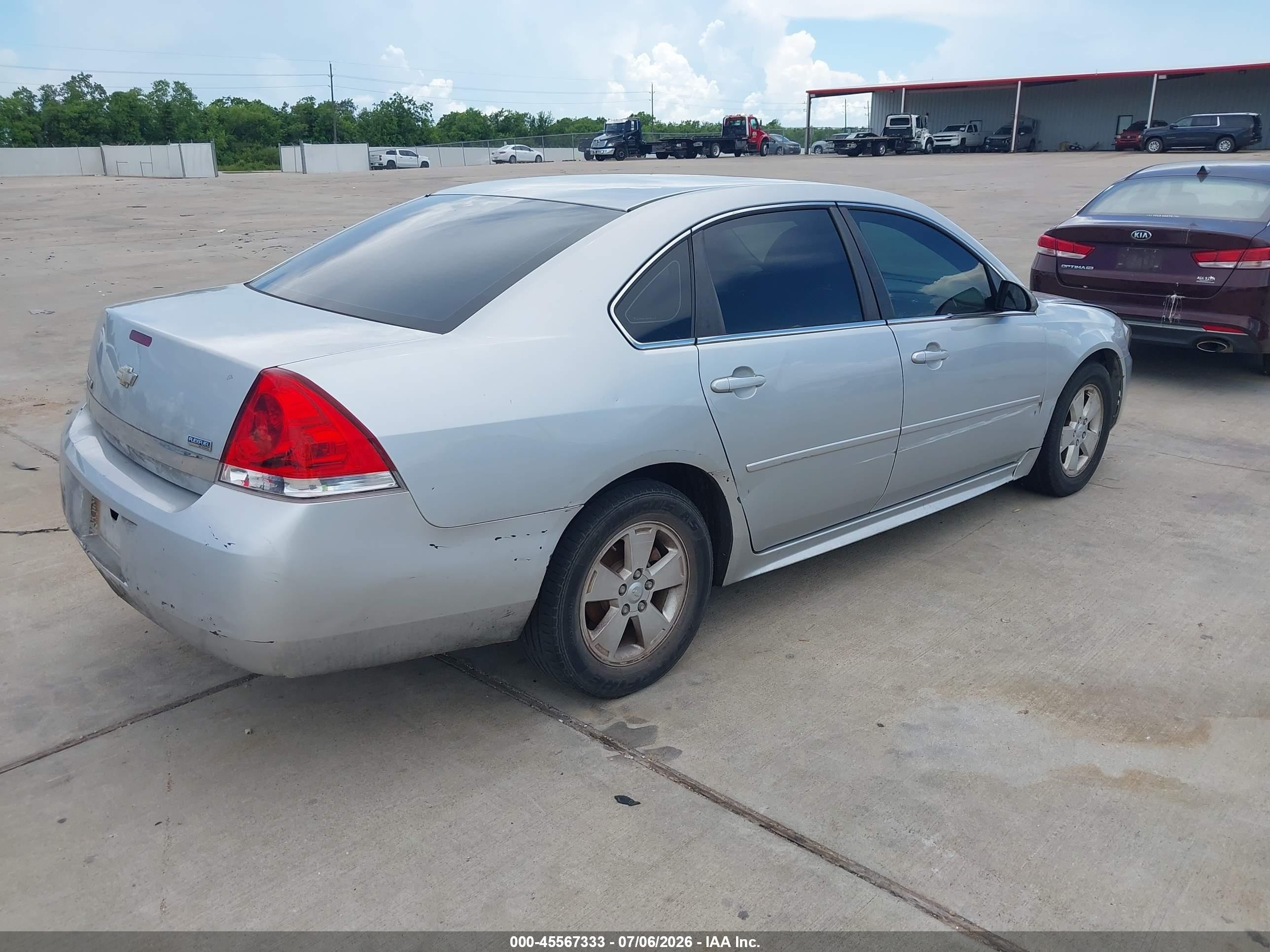 2011 Chevrolet Impala Ls Silver vin: 2G1WF5EK1B1123774