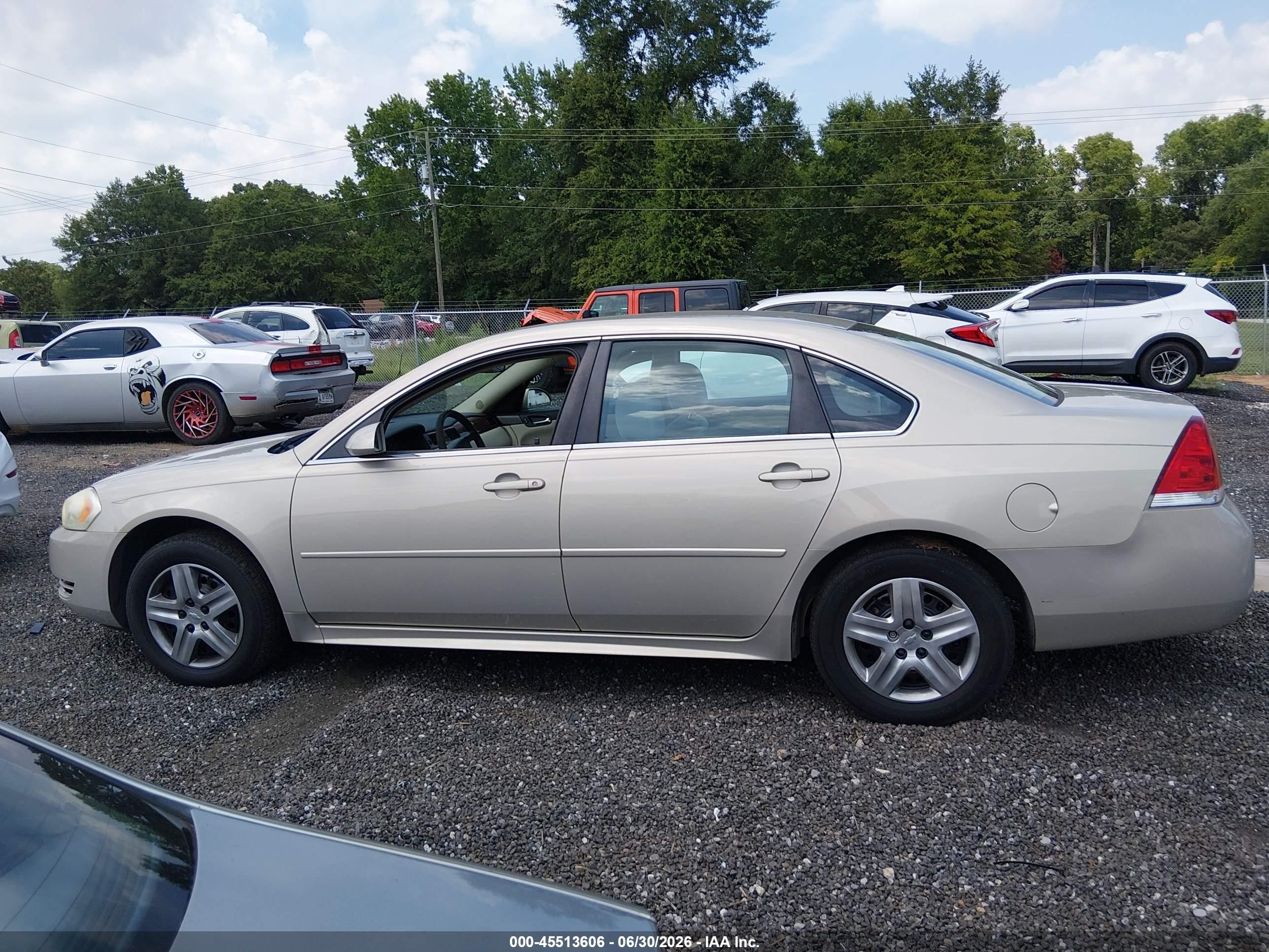 2011 Chevrolet Impala Ls Gold vin: 2G1WF5EK2B1168383