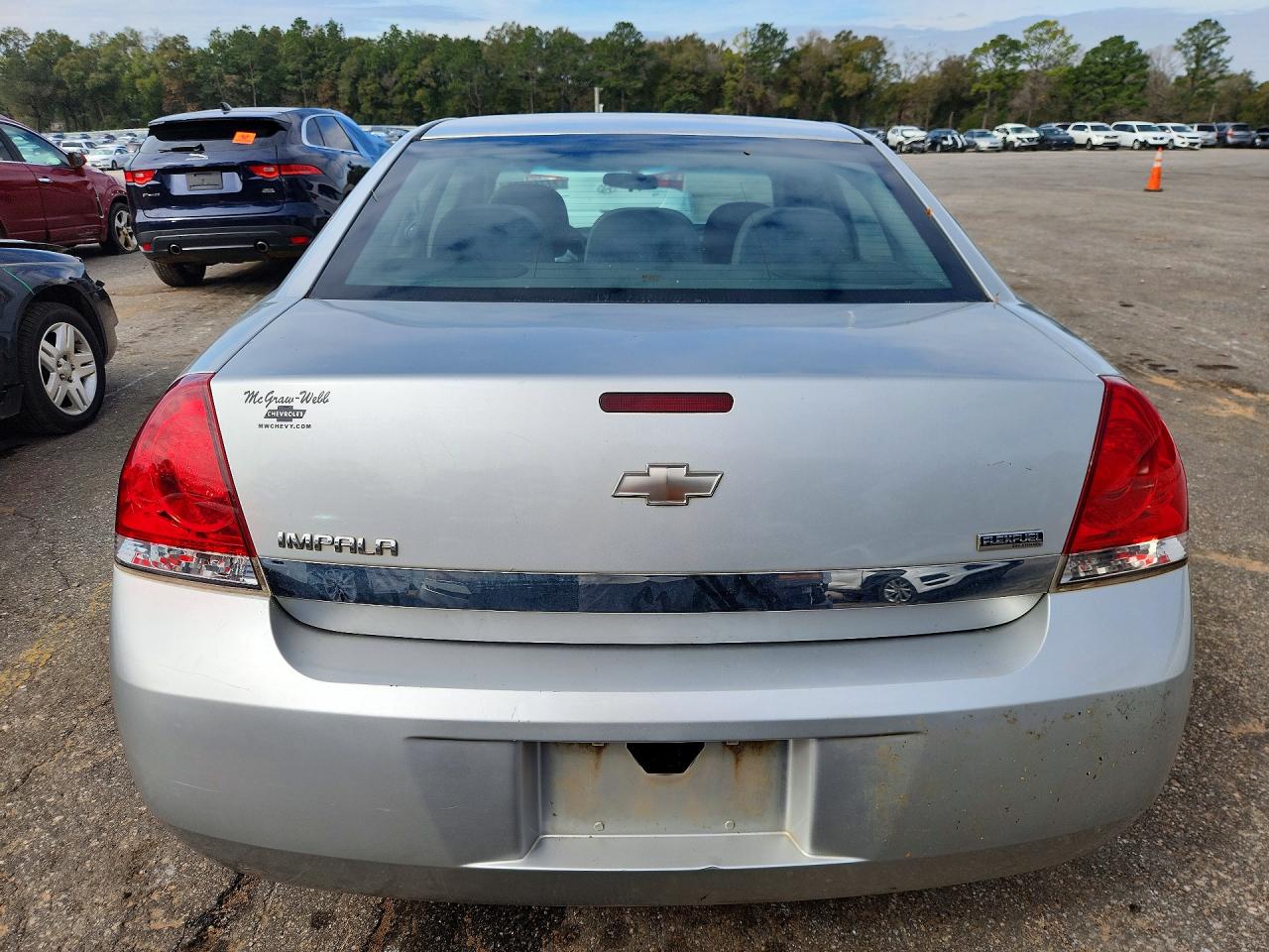 2011 Chevrolet Impala Ls Silver vin: 2G1WF5EK3B1293912