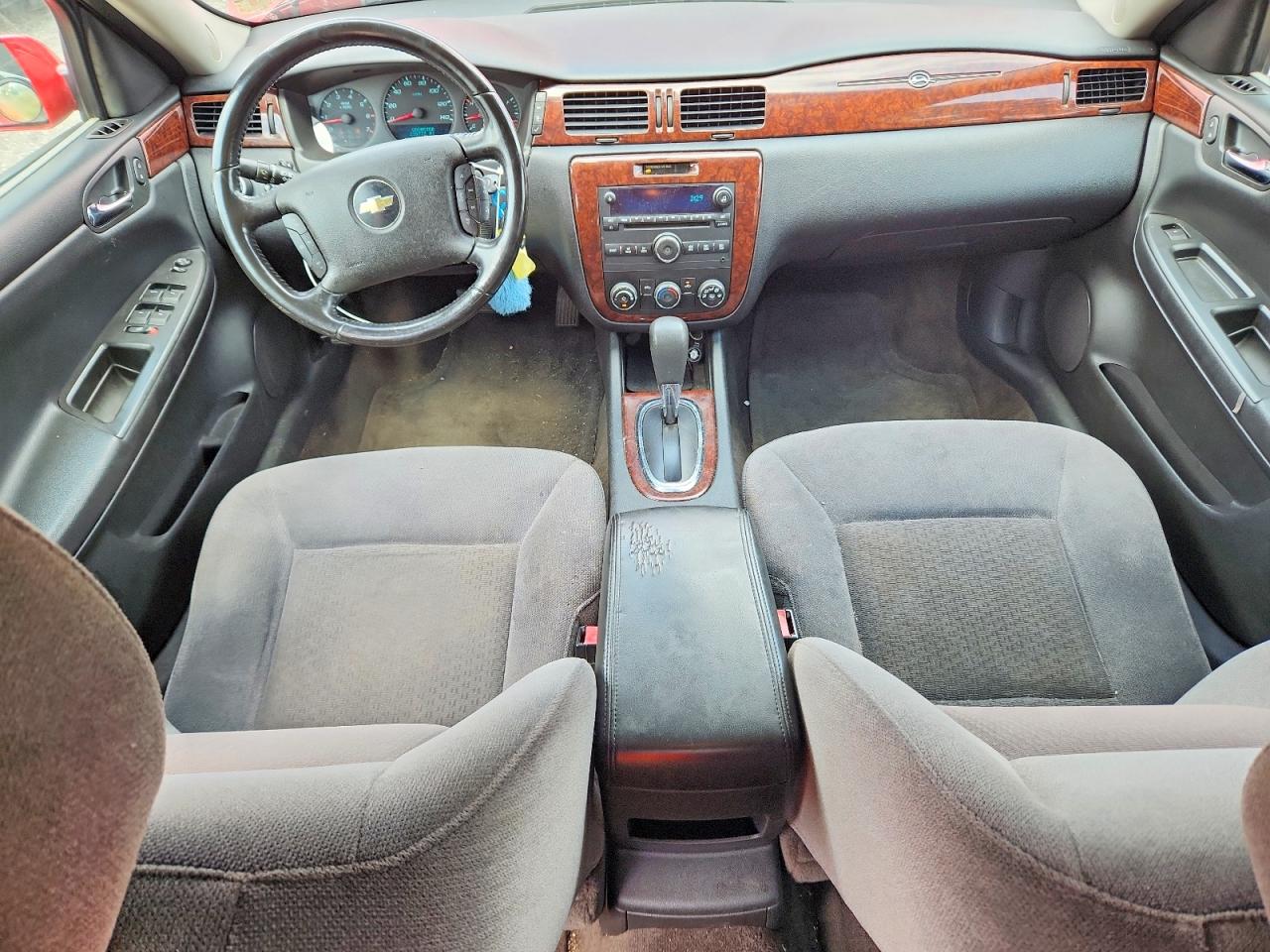 2011 Chev Impala Red vin: 2G1WF5EK3B1298608